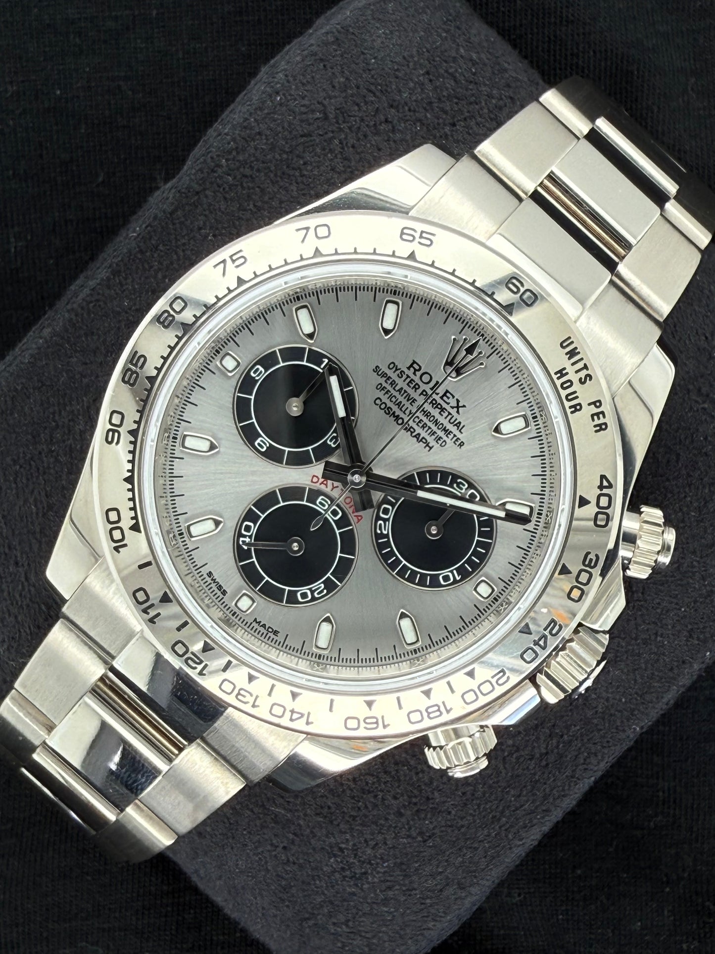 ROLEX DAYTONA GHOST COSMOGRAPH WHITE GOLD SILVER AND BLACK INDEX DIAL OYSTERSTEEL 126509 Front right