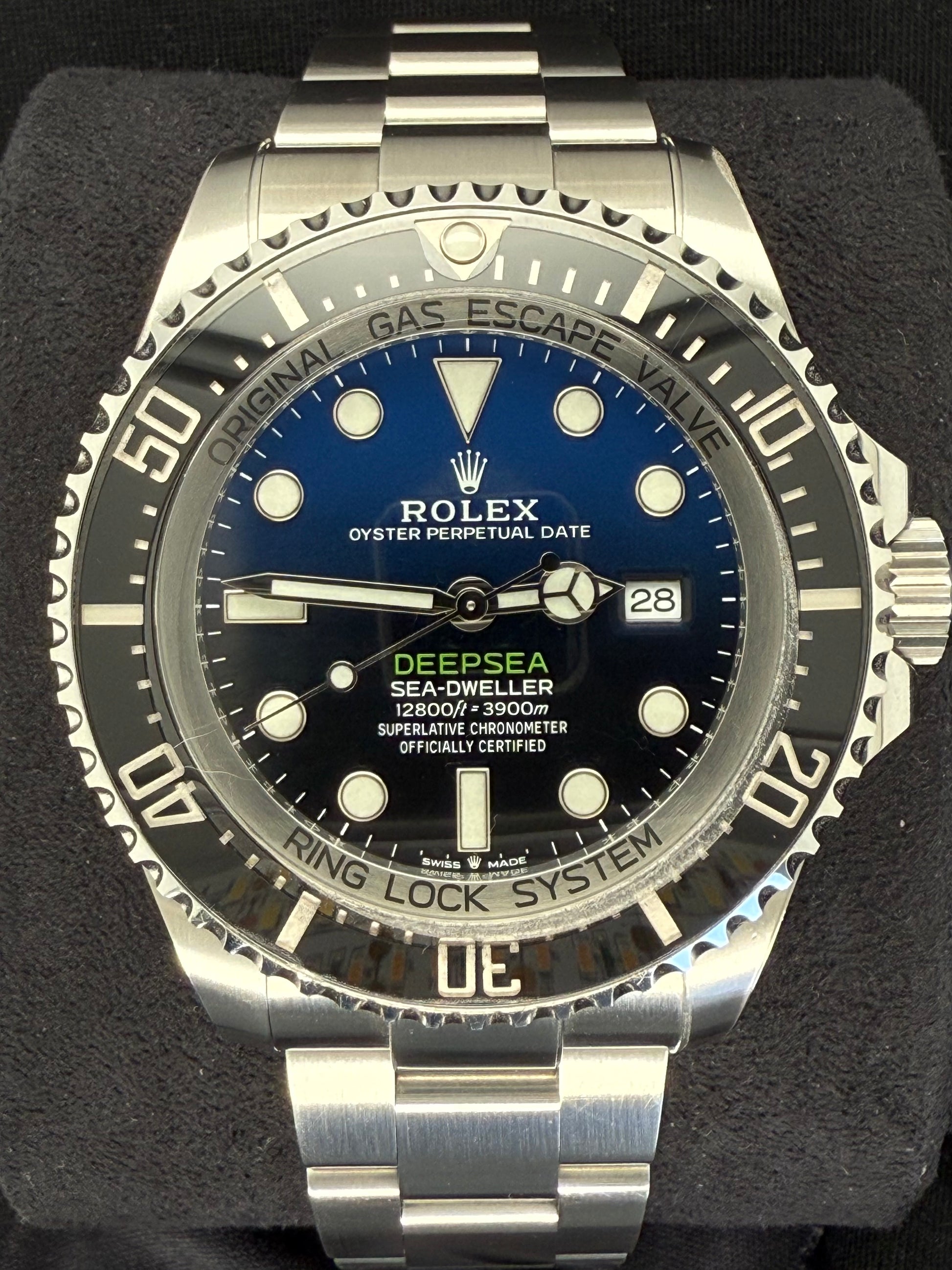 Rolex Sea-Dweller Deepsea D-Blue 'James Cameron' Dial 126660 front