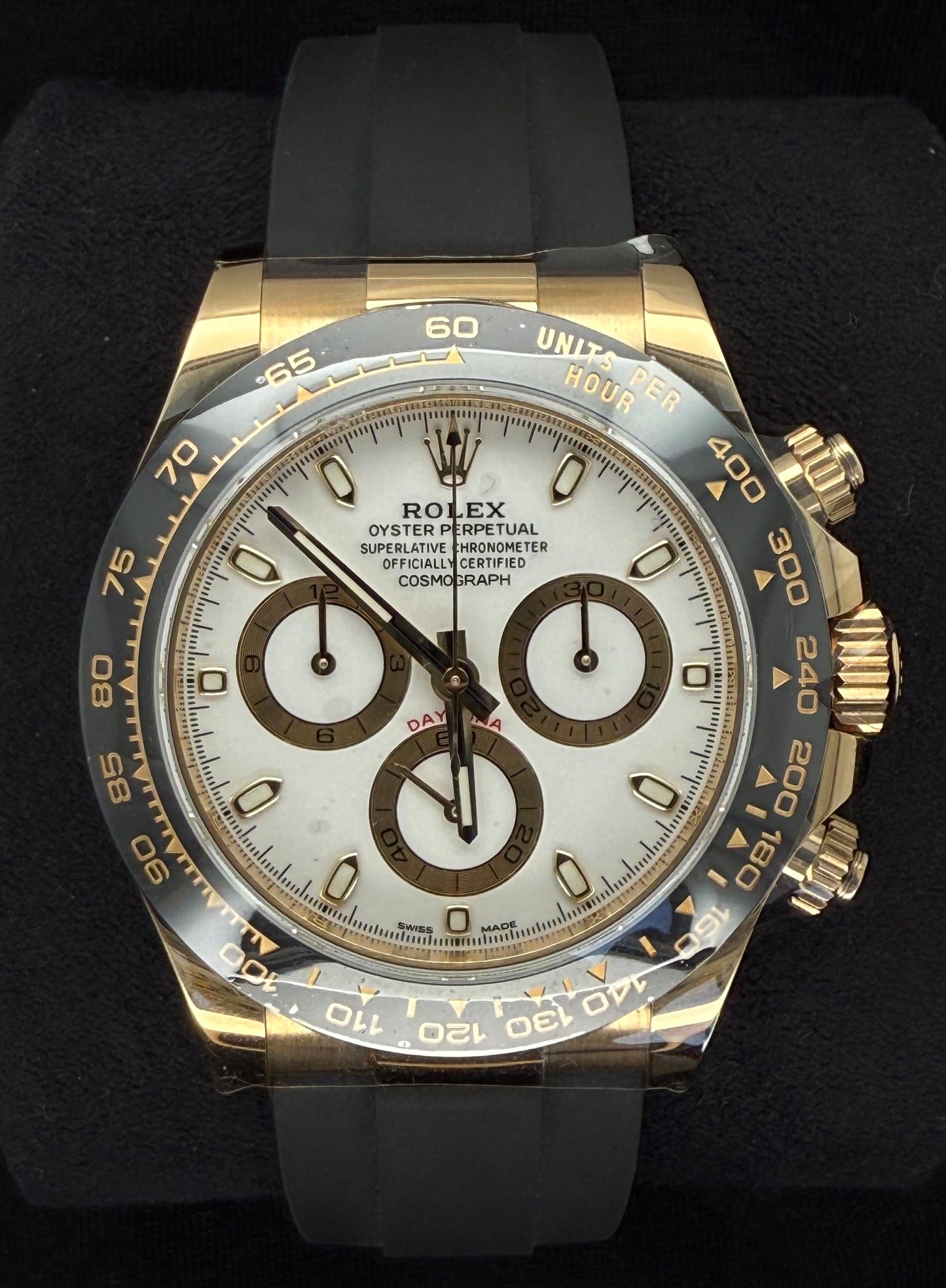 Rolex Daytona White Dial Yellow Gold Oyster Flex 116518LN Front