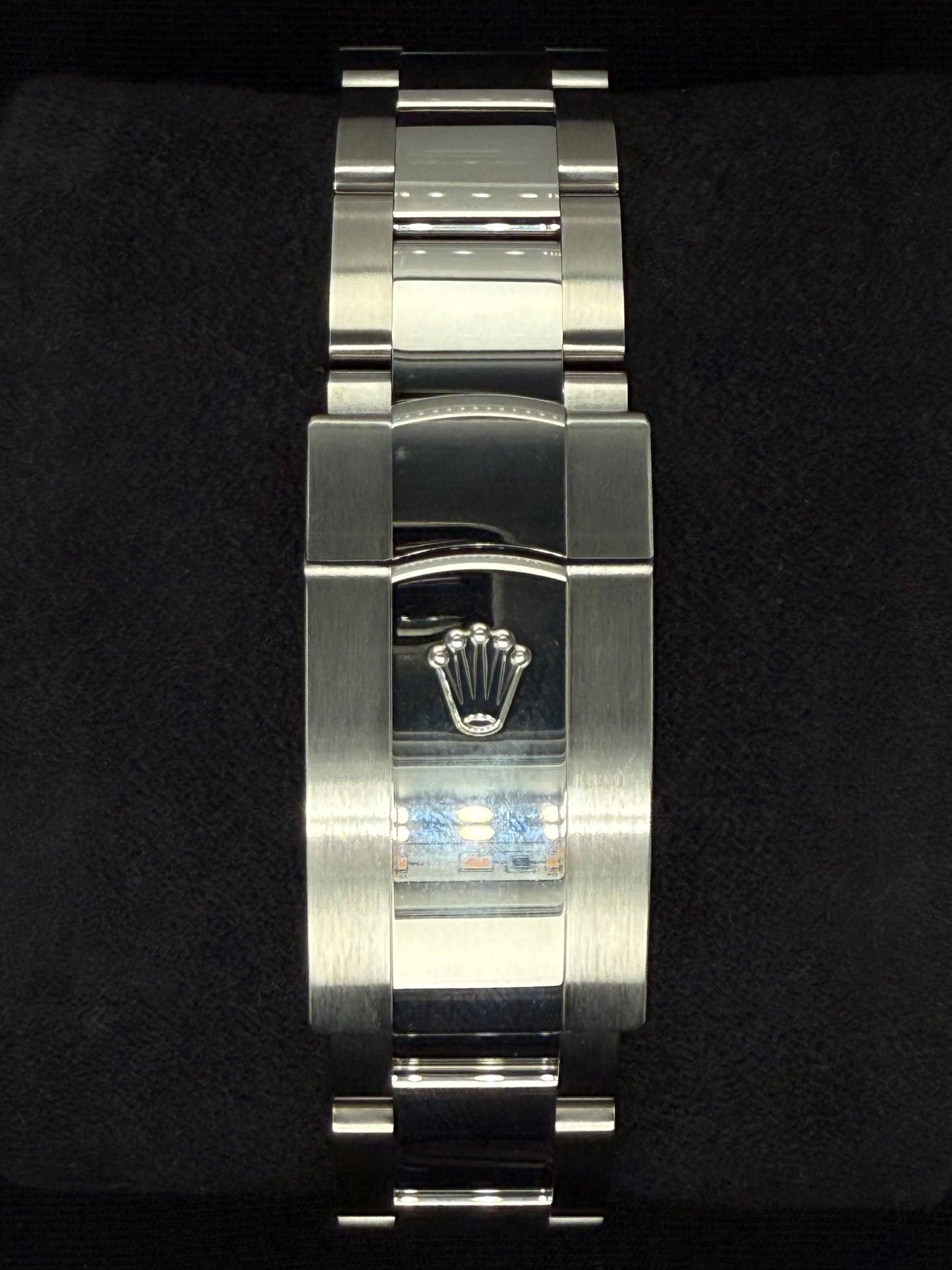 Rolex Datejust 36 Mint Green Dial Fluted Oystersteel 126234 clasp