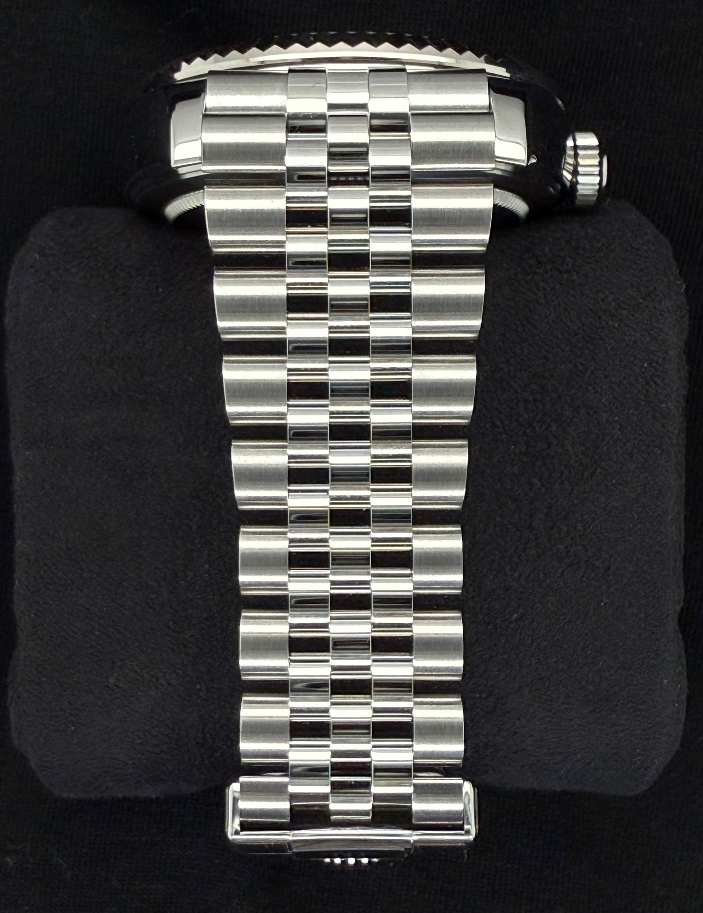 Rolex Sky-Dweller Mint Green Dial Jubilee 336934 Bracelet 2