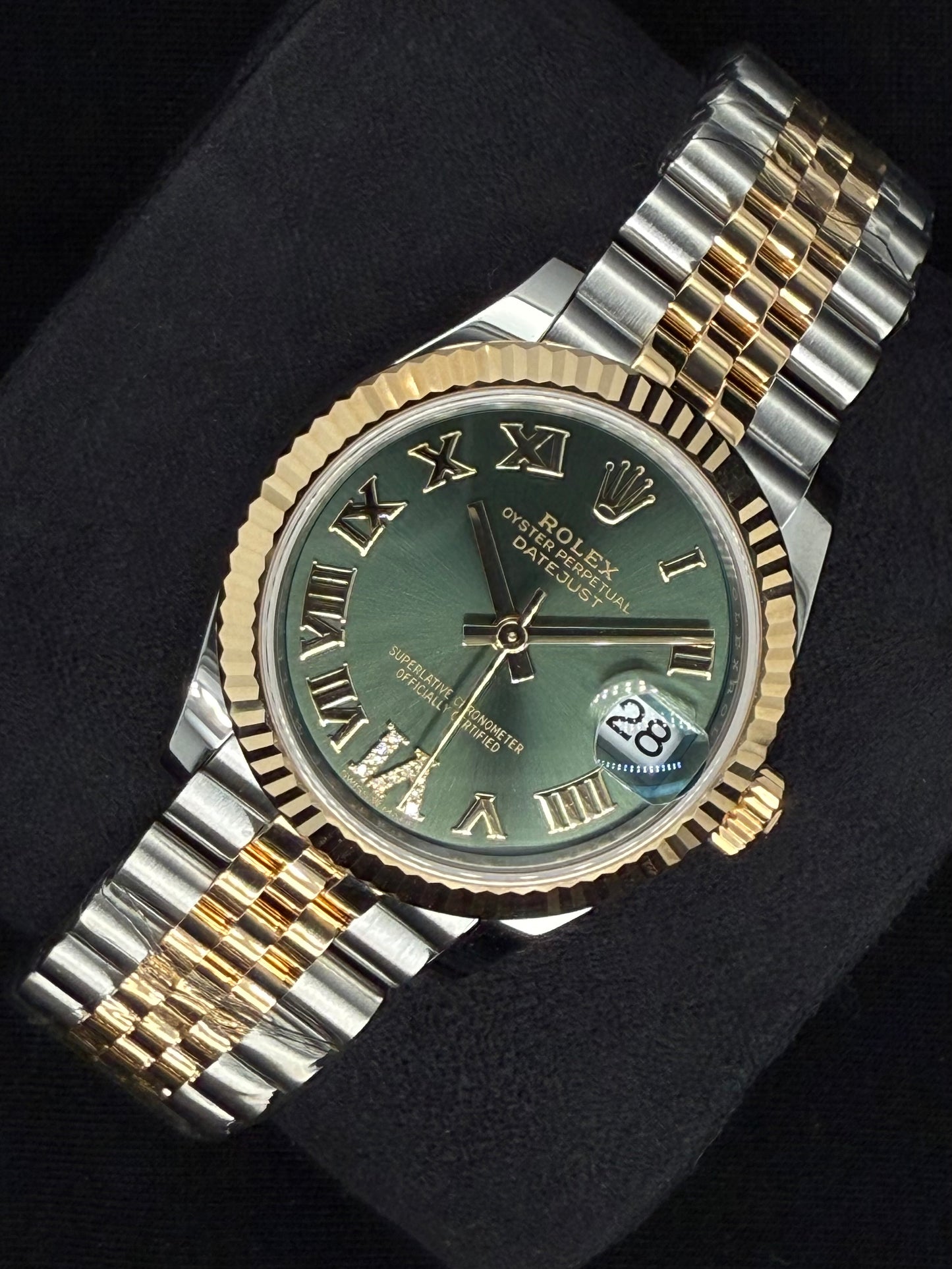 Rolex Datejust 31 Green Roman Diamond Dial Jubilee Two Tone 278273 right