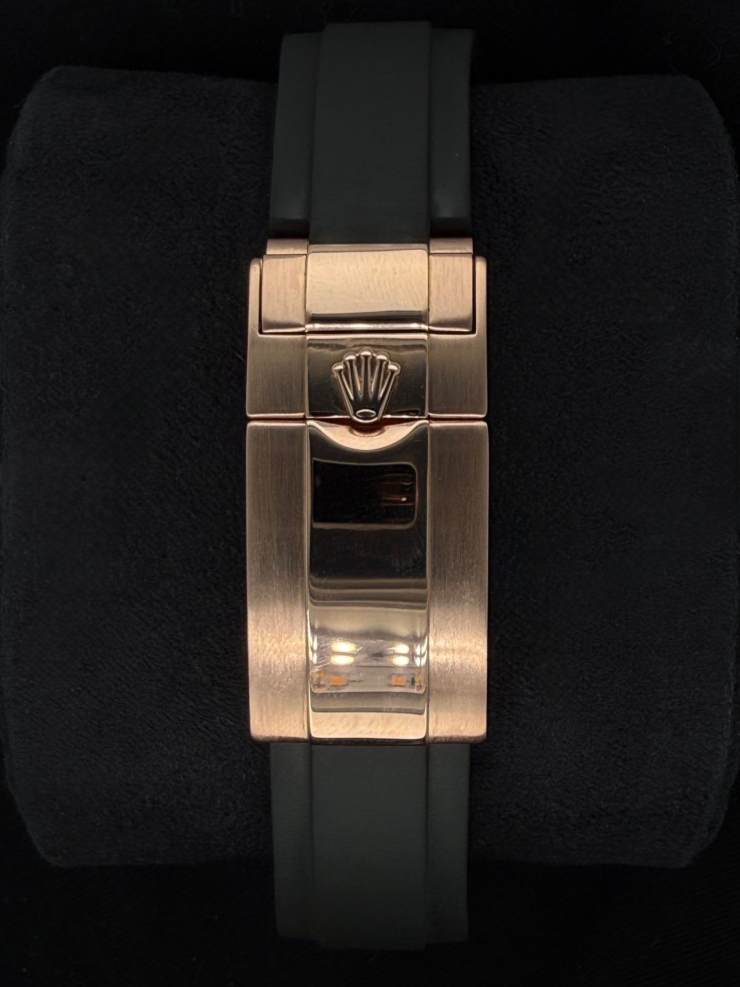 Rolex Yacht-Master 40 Black Dial Everose Gold Oysterflex After-Market Bezel 116655 | 2019 | 40mm