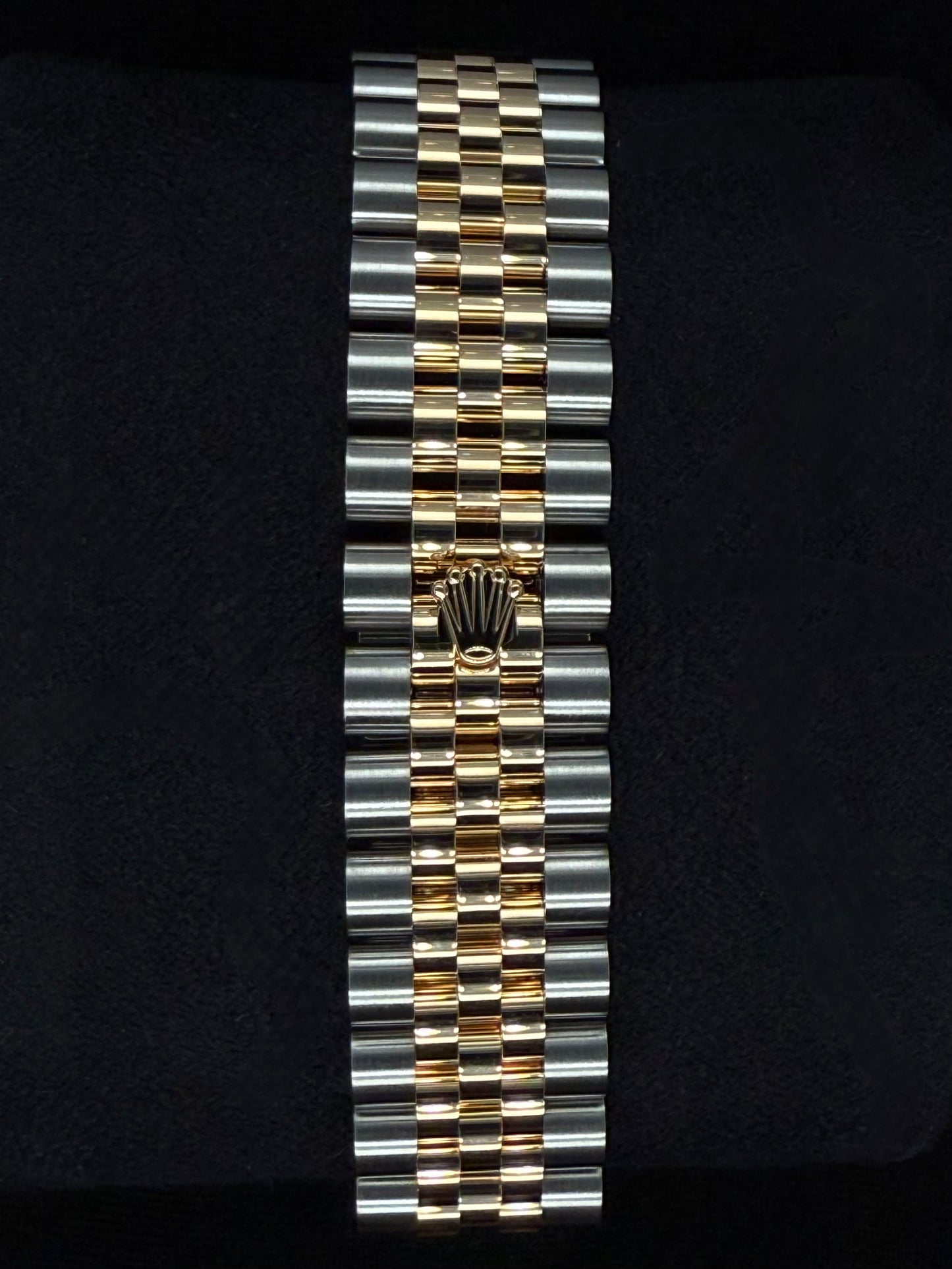 Rolex Datejust 31 "MOP" Black Mother of Pearl Dial with Factory-Set Diamond Bezel 278383RBR clasp