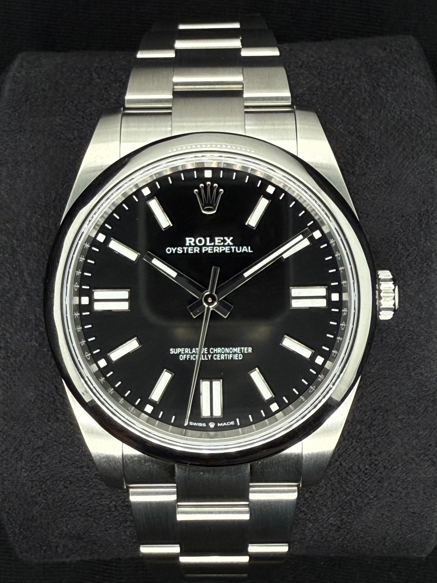 Rolex Oyster Perpetual 41 Black Dial Oyster Bracelet 124300
