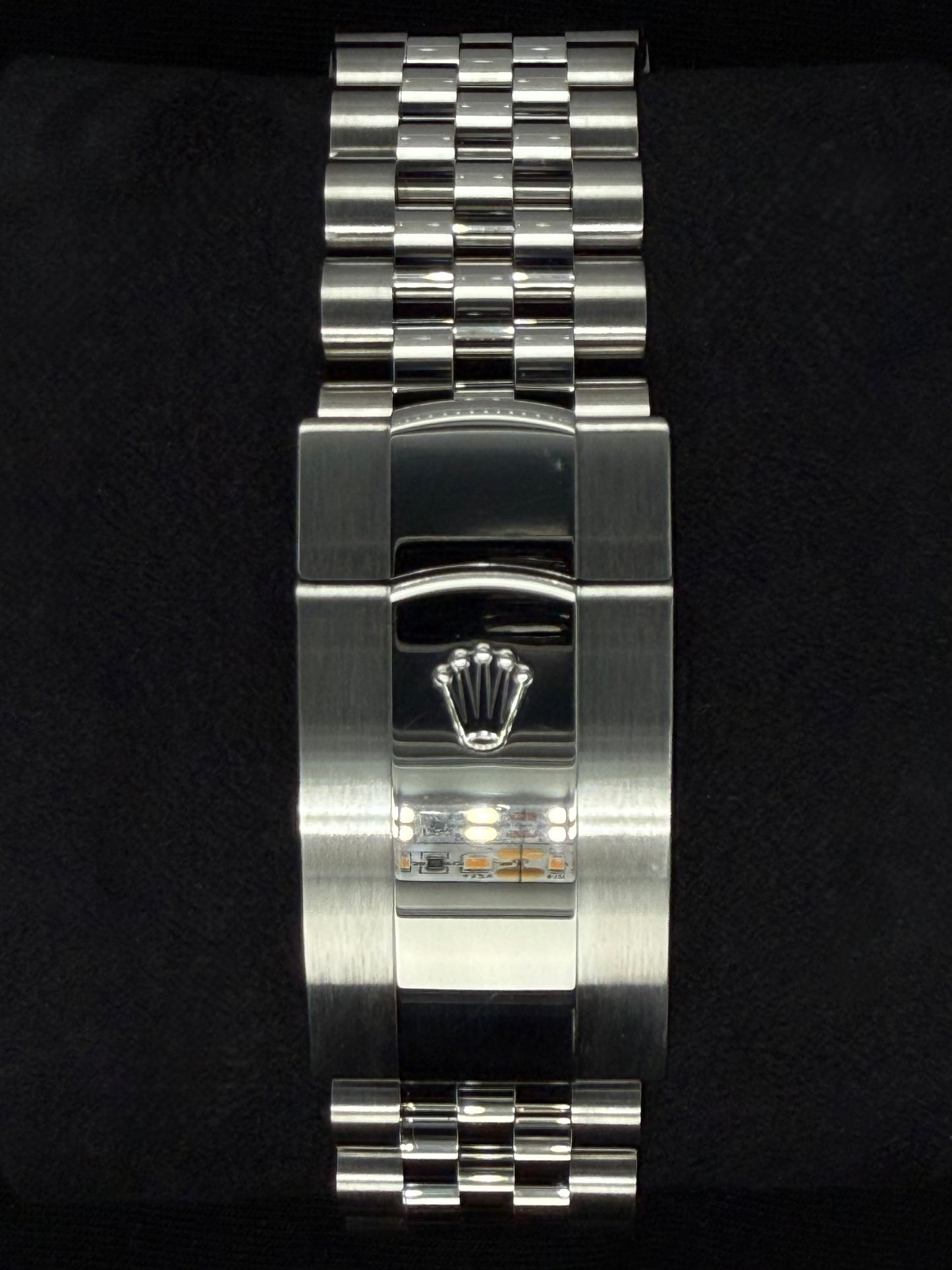 Rolex Sky-Dweller Black Dial Jubilee 336934 clasp