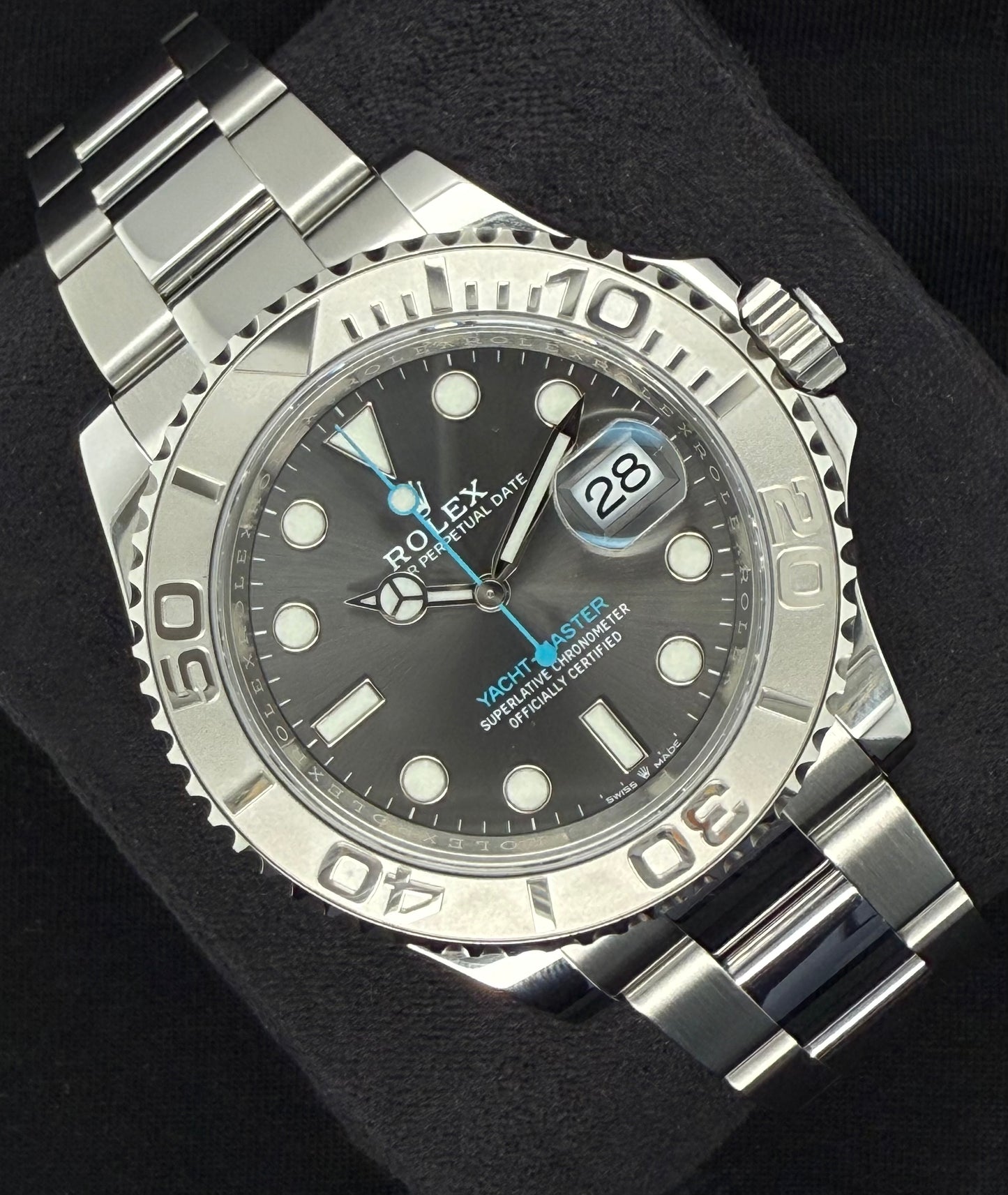 Rolex Yacht-Master 40 Rhodium Dial Platinum Bezel 126622 Left