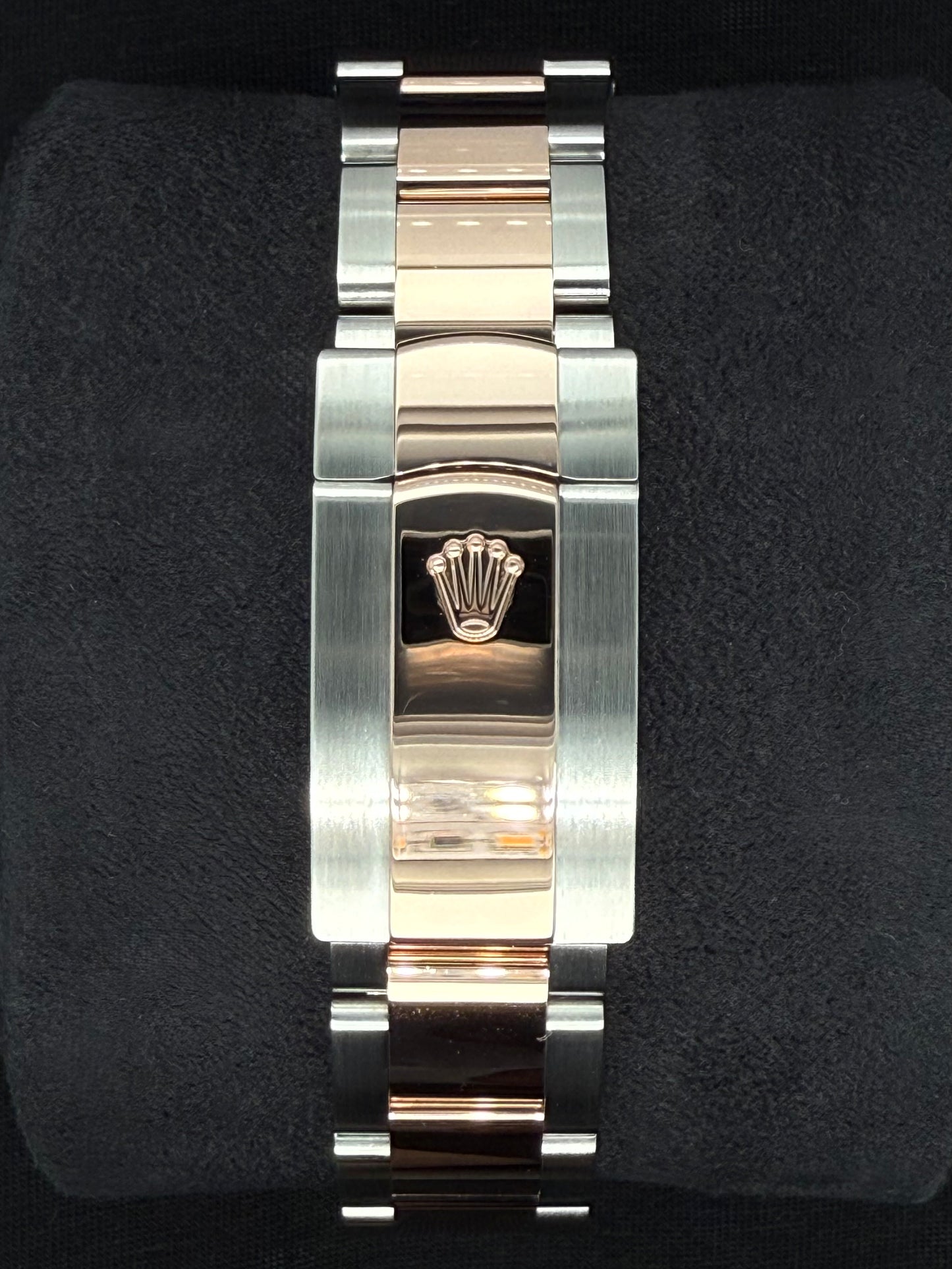 Rolex Datejust 41 Two Tone Everose Gold Wimbledon 126331 clasp