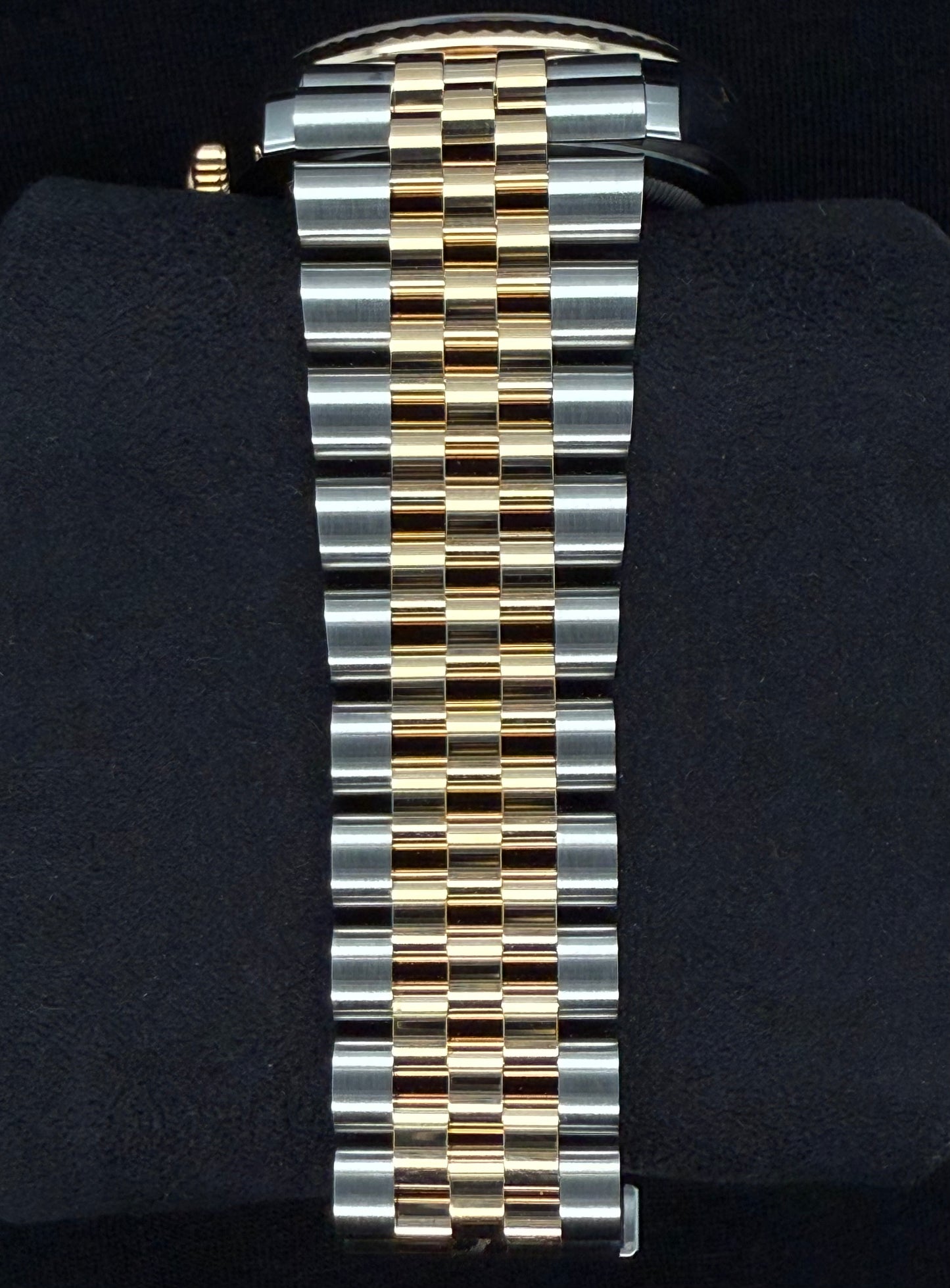 Rolex Datejust 36 Two-Tone Yellow Gold Silver Roman Diamond Dial 126233 Bracelet