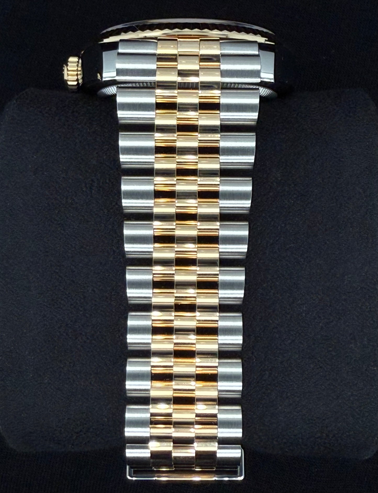 Rolex Datejust 36 Two-Tone Yellow Gold Mother of Pearl ‘MOP’ Diamond Dial 126233 Bracelet