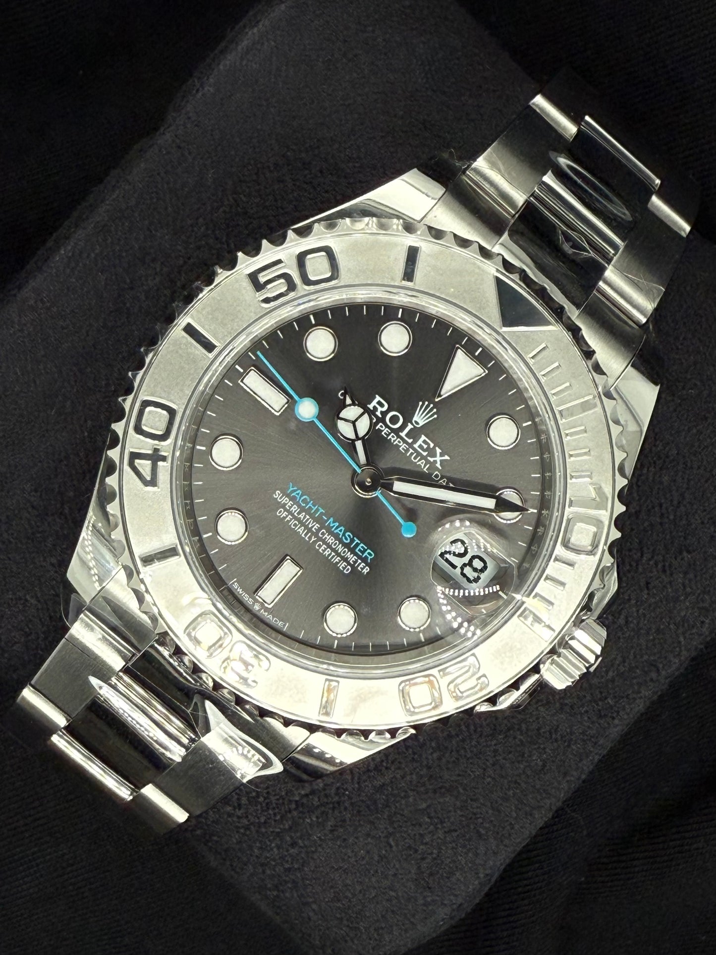 Rolex Yacht-Master 37 Rhodium Dial Platinum Bezel 268622 | 2023 | 37mm