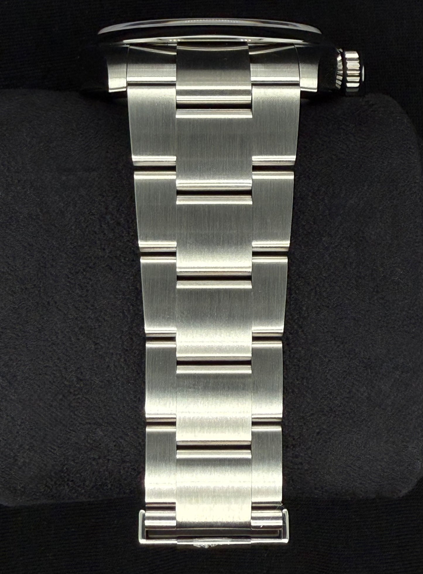 Rolex Oyster Perpetual 41 Med Blue Dial Oyster Bracelet 134300 | 2025 | 41mm