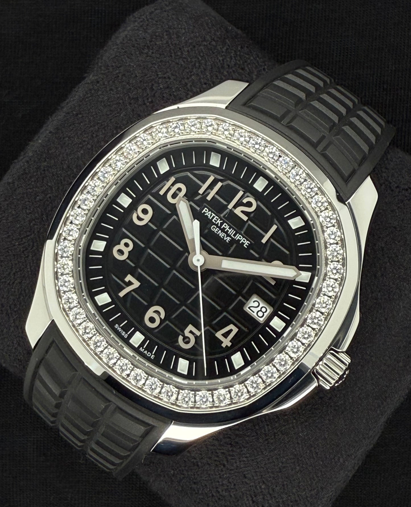 Patek Philippe Aquanaut Luce Black Stainless Steel Diamond Bezel 5267/200A-001 Right