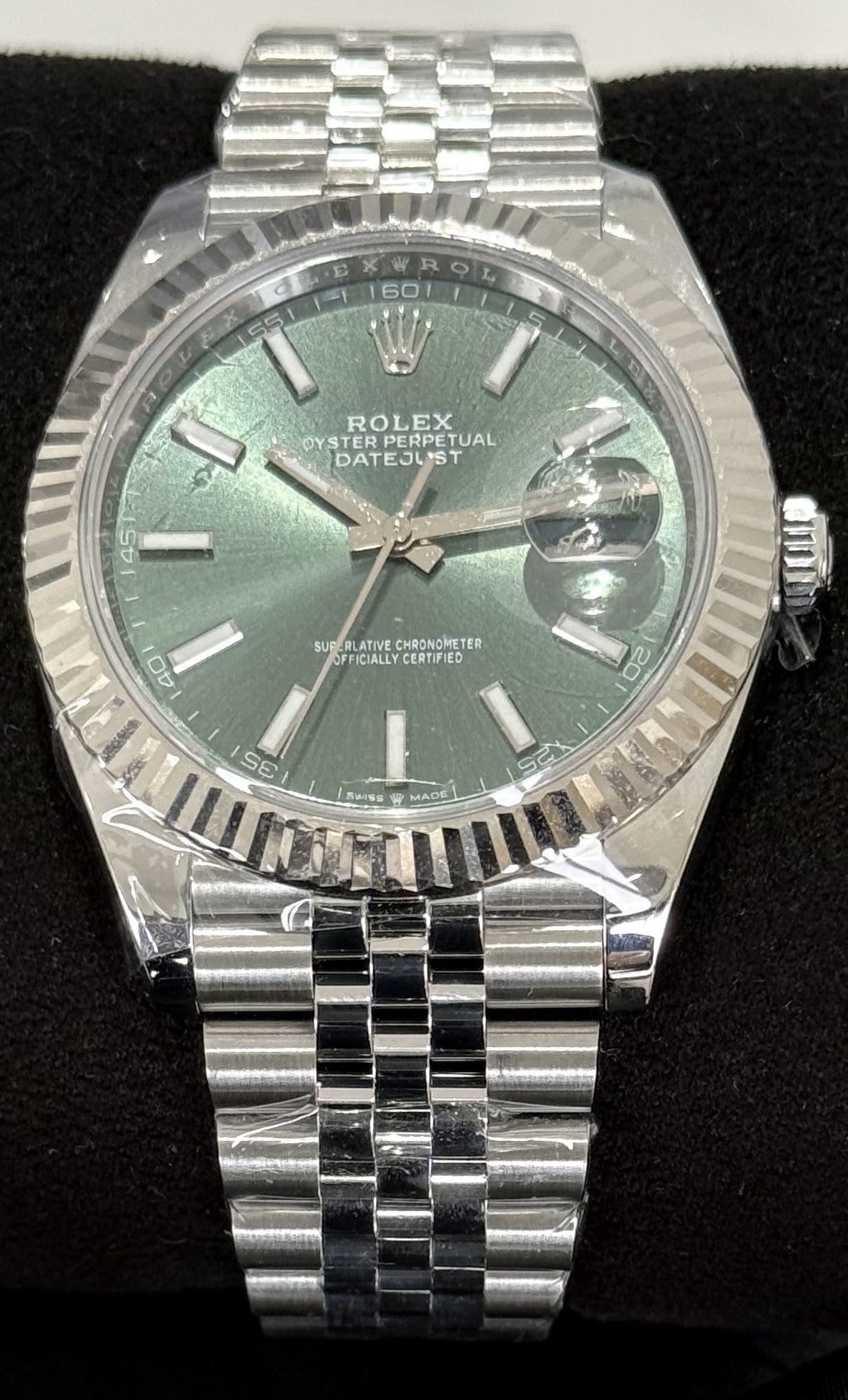 Rolex Datejust 41 Mint Green Dial Fluted Bezel Jubilee Stainless Steel 126334 up