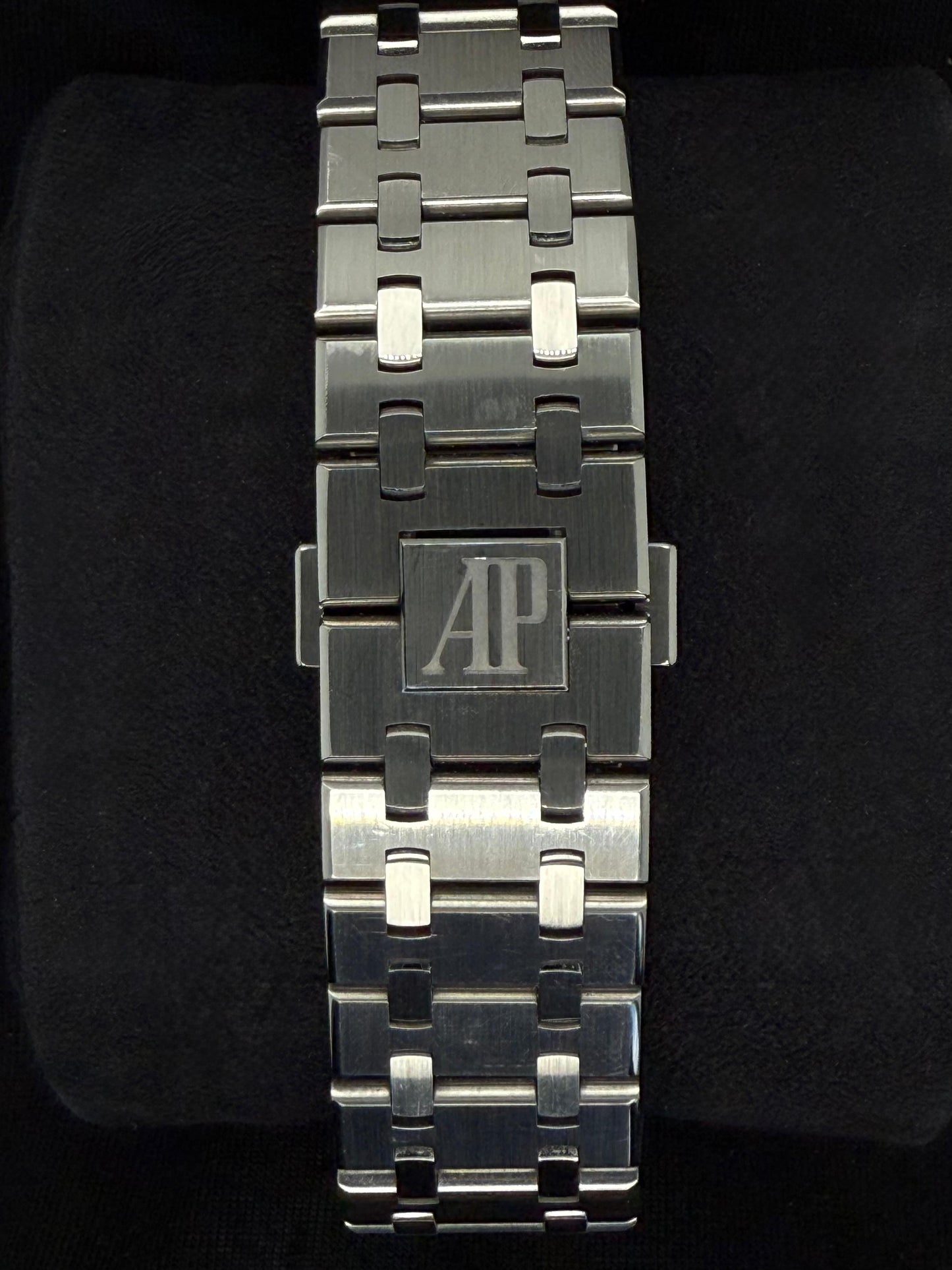 Audemars Piguet Royal Oak Steel Panda Dial 26331ST.OO.1220ST.03 | 2019 | 41mm