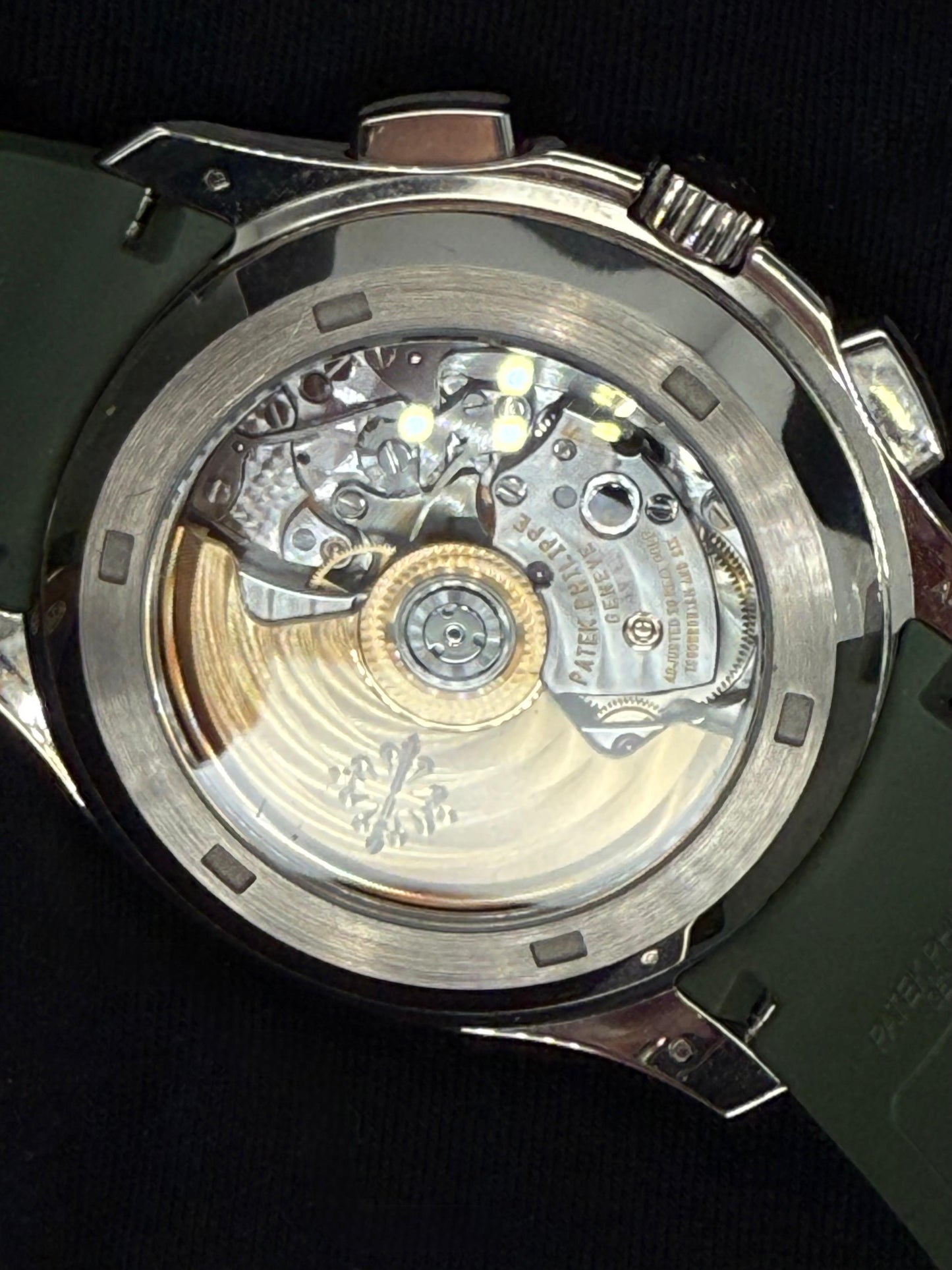 Patek Philippe Aquanaut Chronograph White Gold Green Dial 5968G-010 | 2021 | 42mm