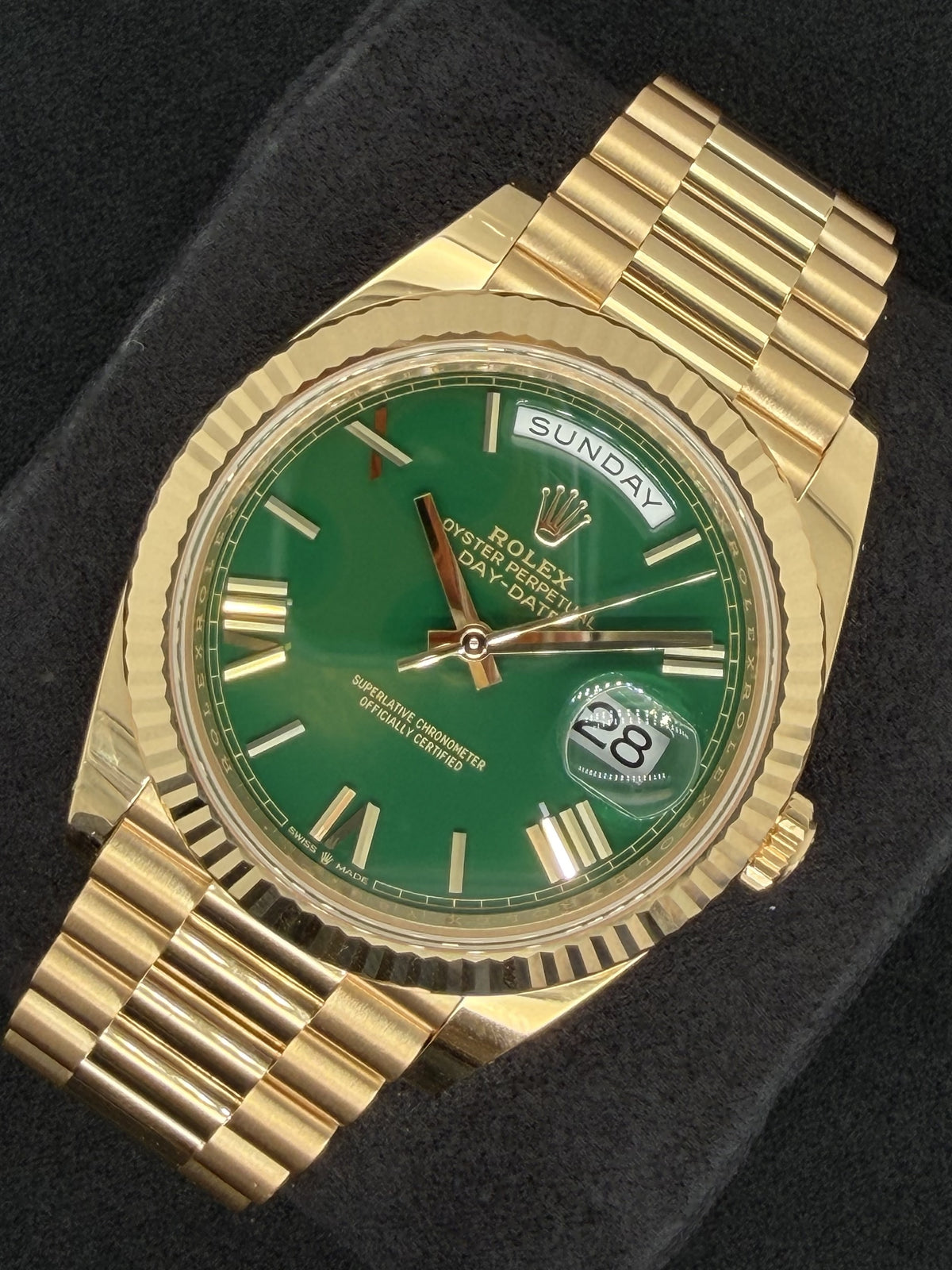 Rolex Day-Date 40 18ct Yellow Gold Fluted President ‘Money’ Green Dial 228238 | 2026 | 40mm