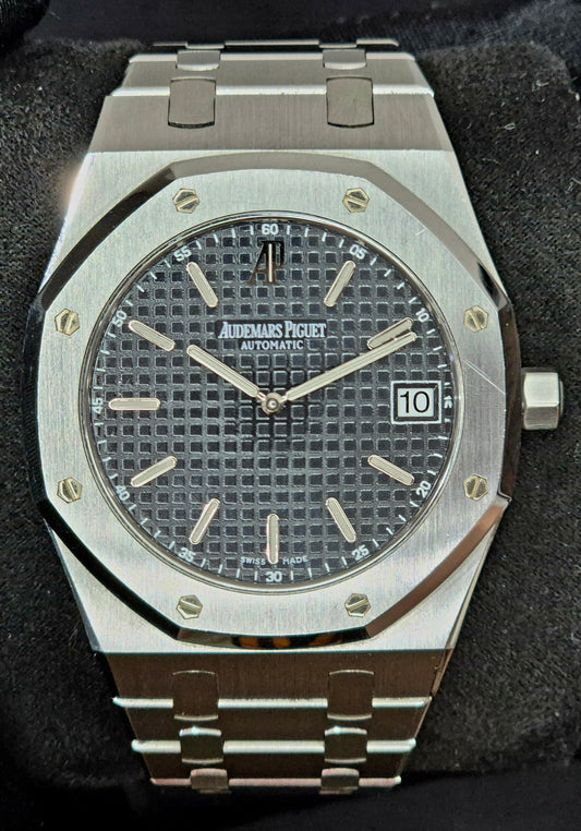 Audemars Piguet Royal Oak Jumbo Steel 15202ST.OO.0944ST.03 front