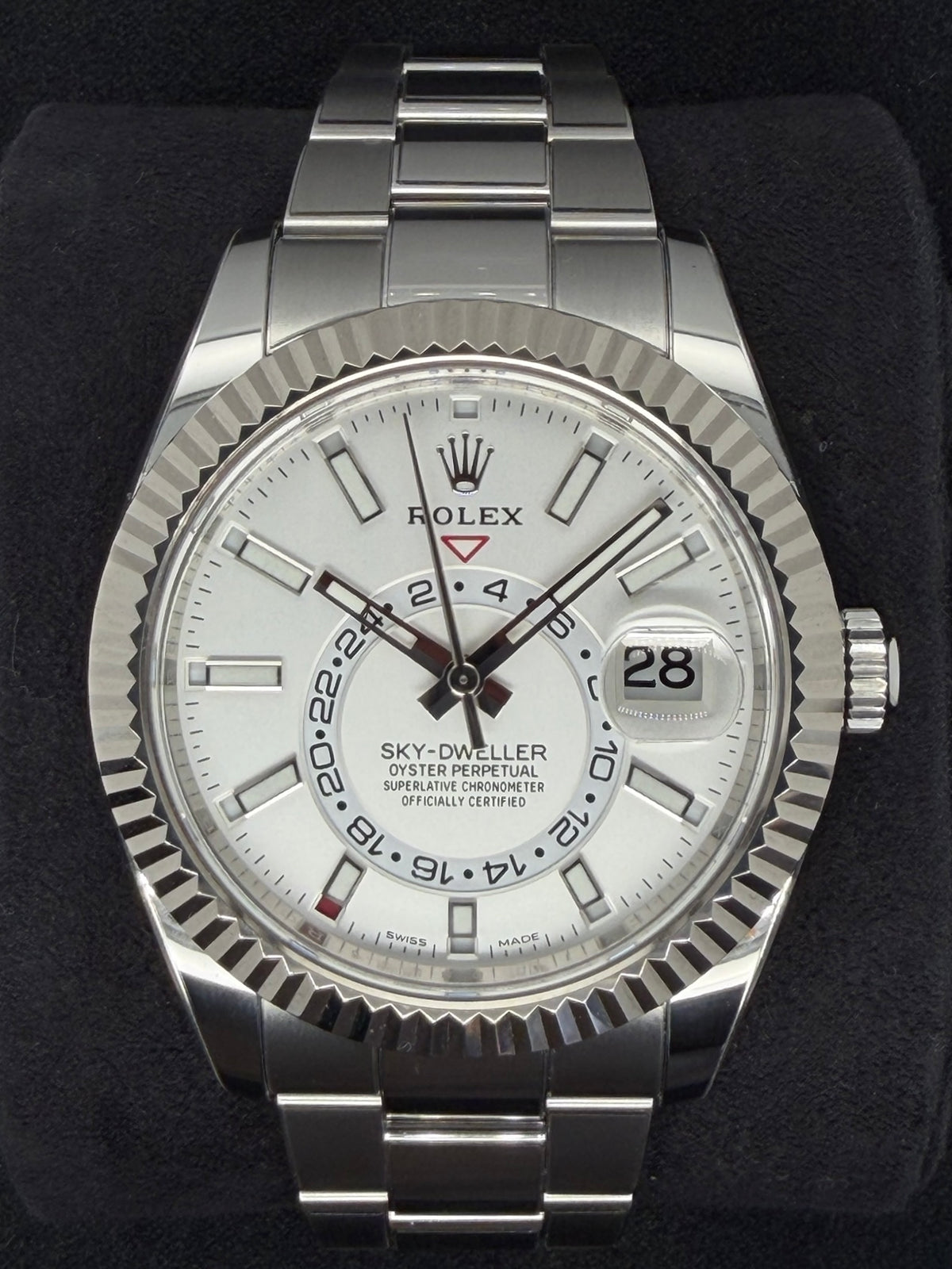 Rolex Sky-Dweller White Dial Oystersteel 326934 | 2023 | 42mm