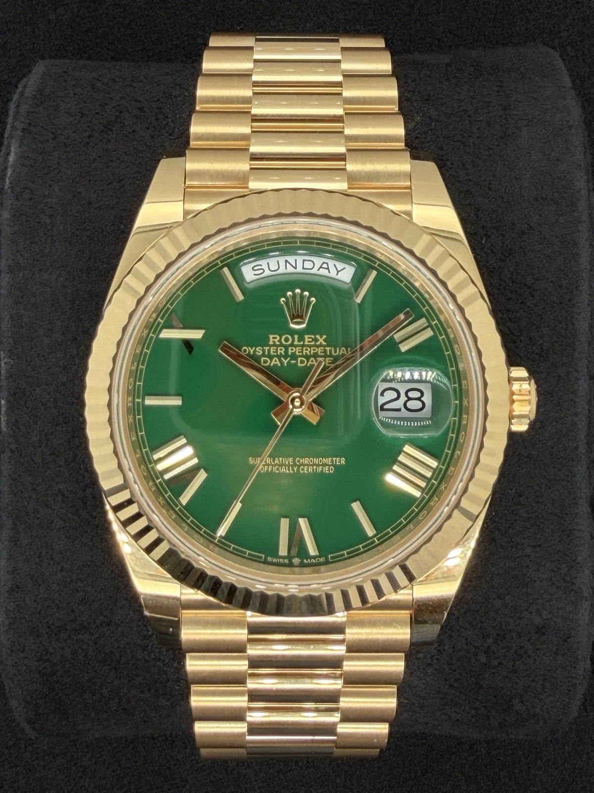 Rolex Day-Date 40 18ct Yellow Gold Fluted President ‘Money’ Green Dial 228238 | 2026 | 40mm