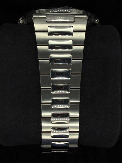 Patek Philippe Nautilus White Piano Dial Stainless Steel 5711/1A-011 | 2019 | 40mm