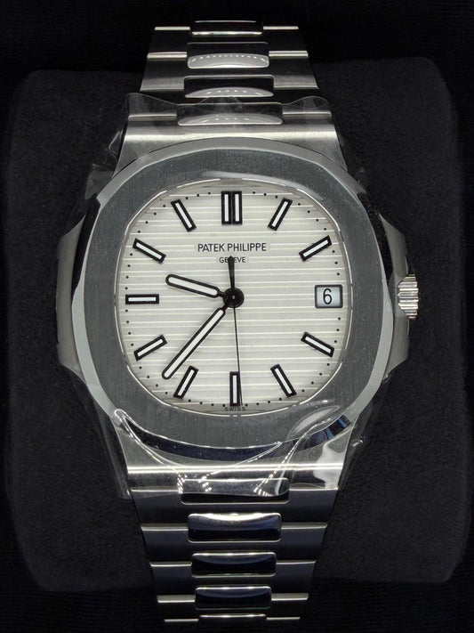 Patek Philippe Nautilus White Piano Dial Stainless Steel 5711/1A-011 | 2019 | 40mm