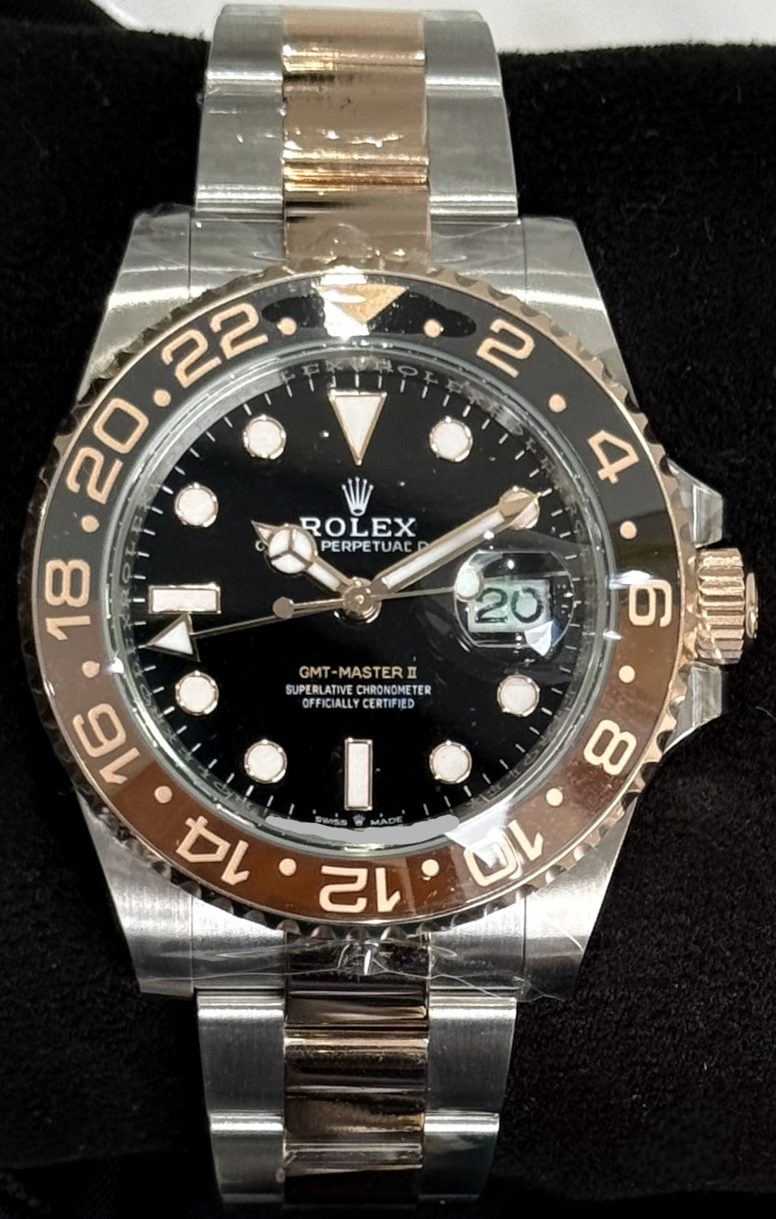 Rolex GMT-Master II Rootbeer Two Tone Everose Oyster 126711CHNR front