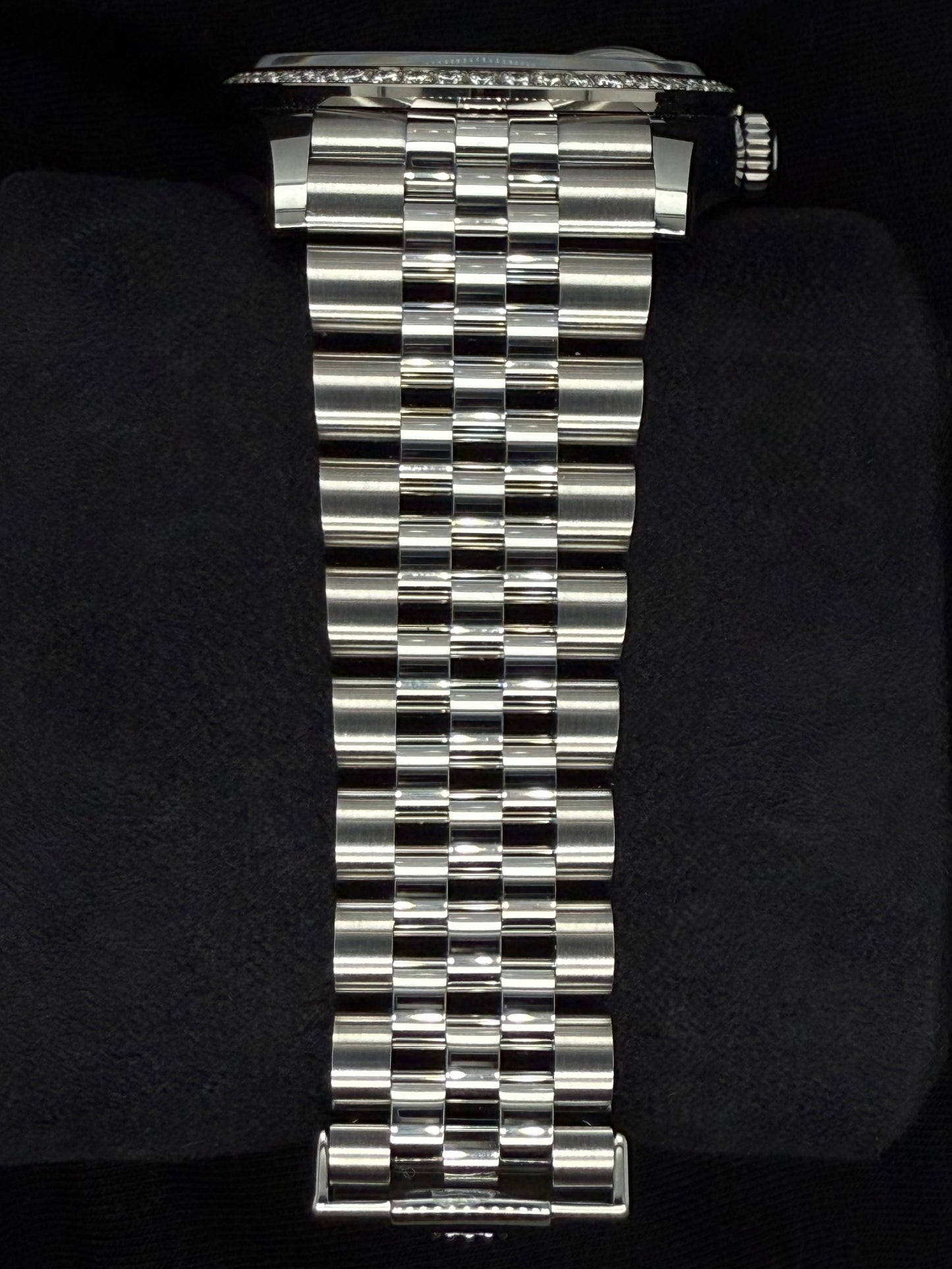 Rolex Datejust 36 Mother of Pearl ‘MOP’ Diamond Dial with Factory-Set Diamond Bezel Oystersteel Jubilee 126284RBR | 2025 | 36mm