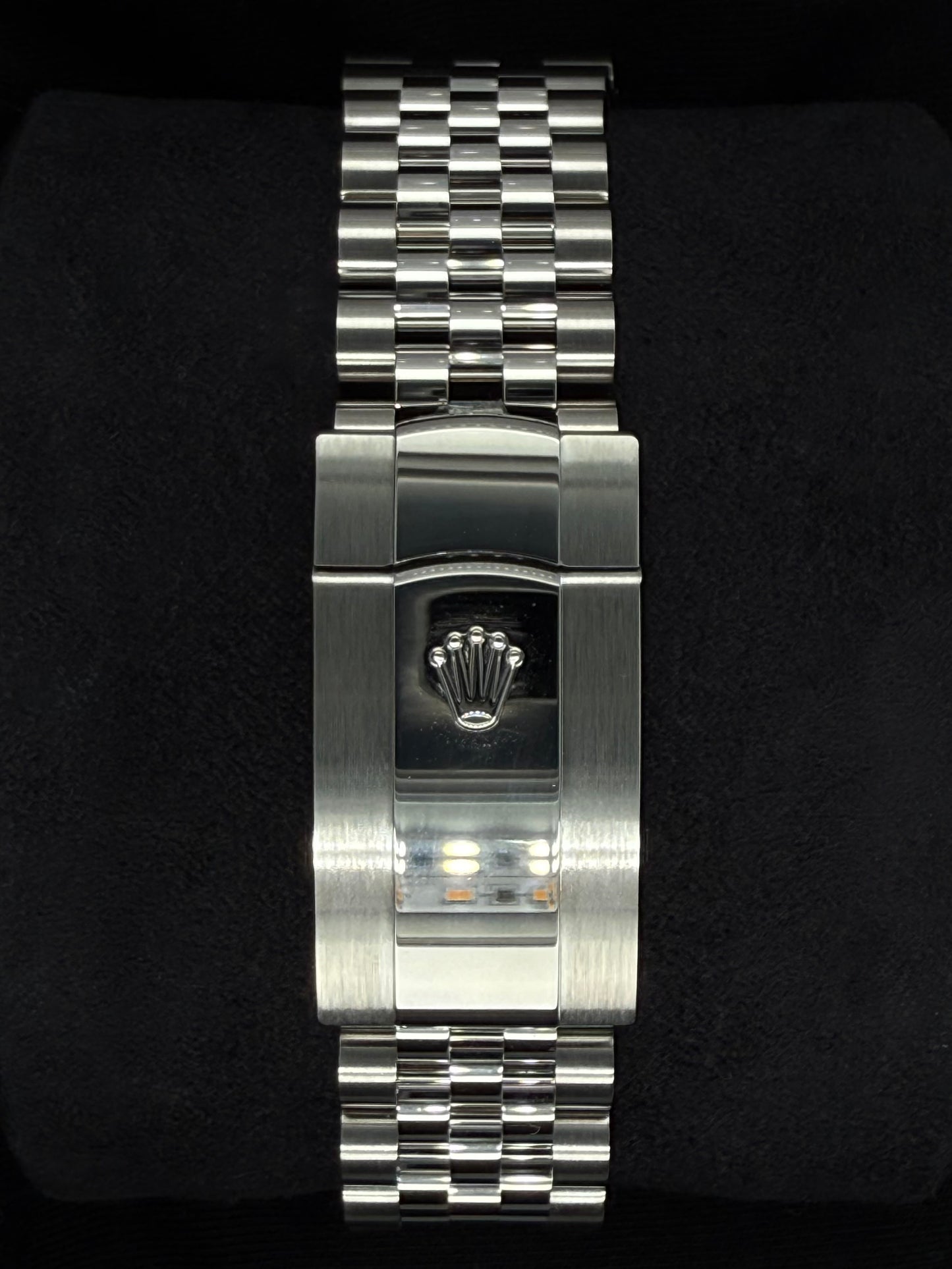 Rolex Datejust 36 Mother of Pearl ‘MOP’ Diamond Dial with Factory-Set Diamond Bezel Oystersteel Jubilee 126284RBR | 2025 | 36mm