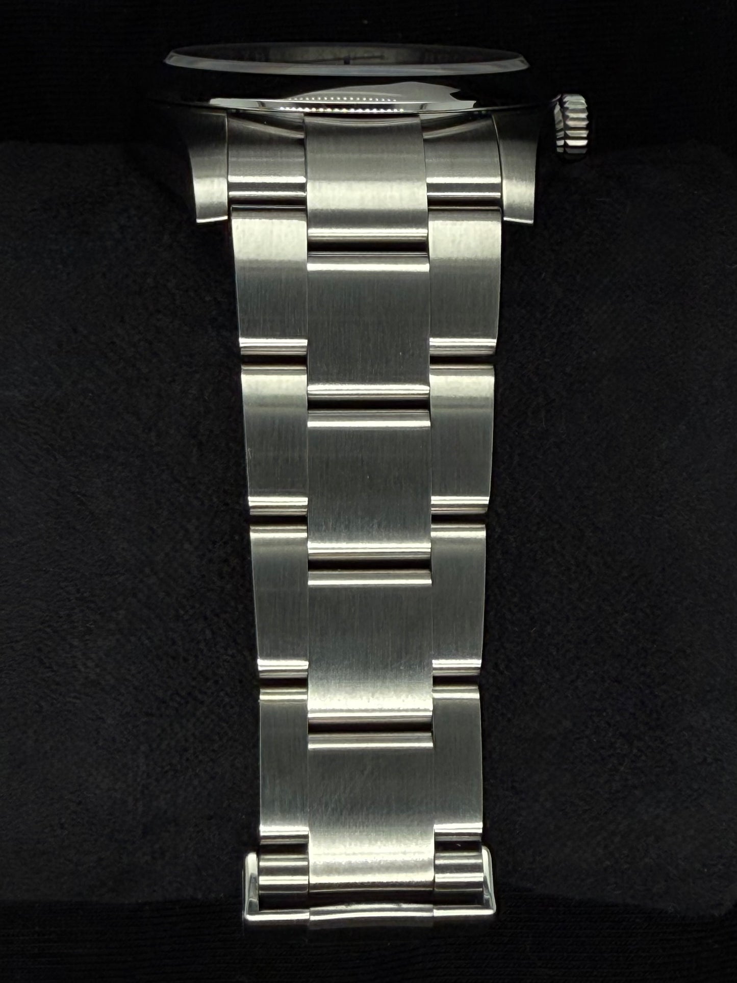 Rolex Oyster Perpetual 31 Candy Pink Dial Oyster Bracelet 277200 | 2025 | 31mm