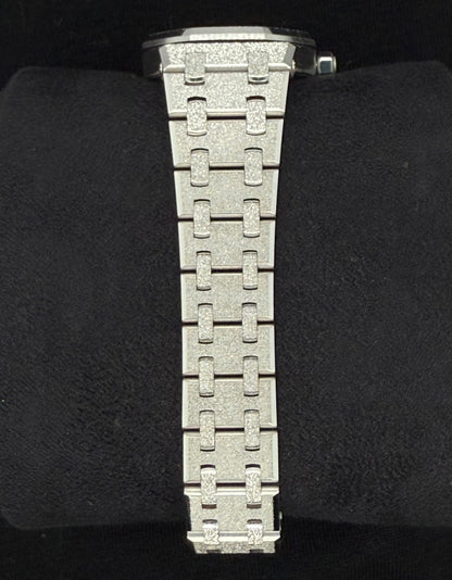 Audemars Piguet Royal Oak Lady Frosted Mini 67653BC | 2025 | 28mm