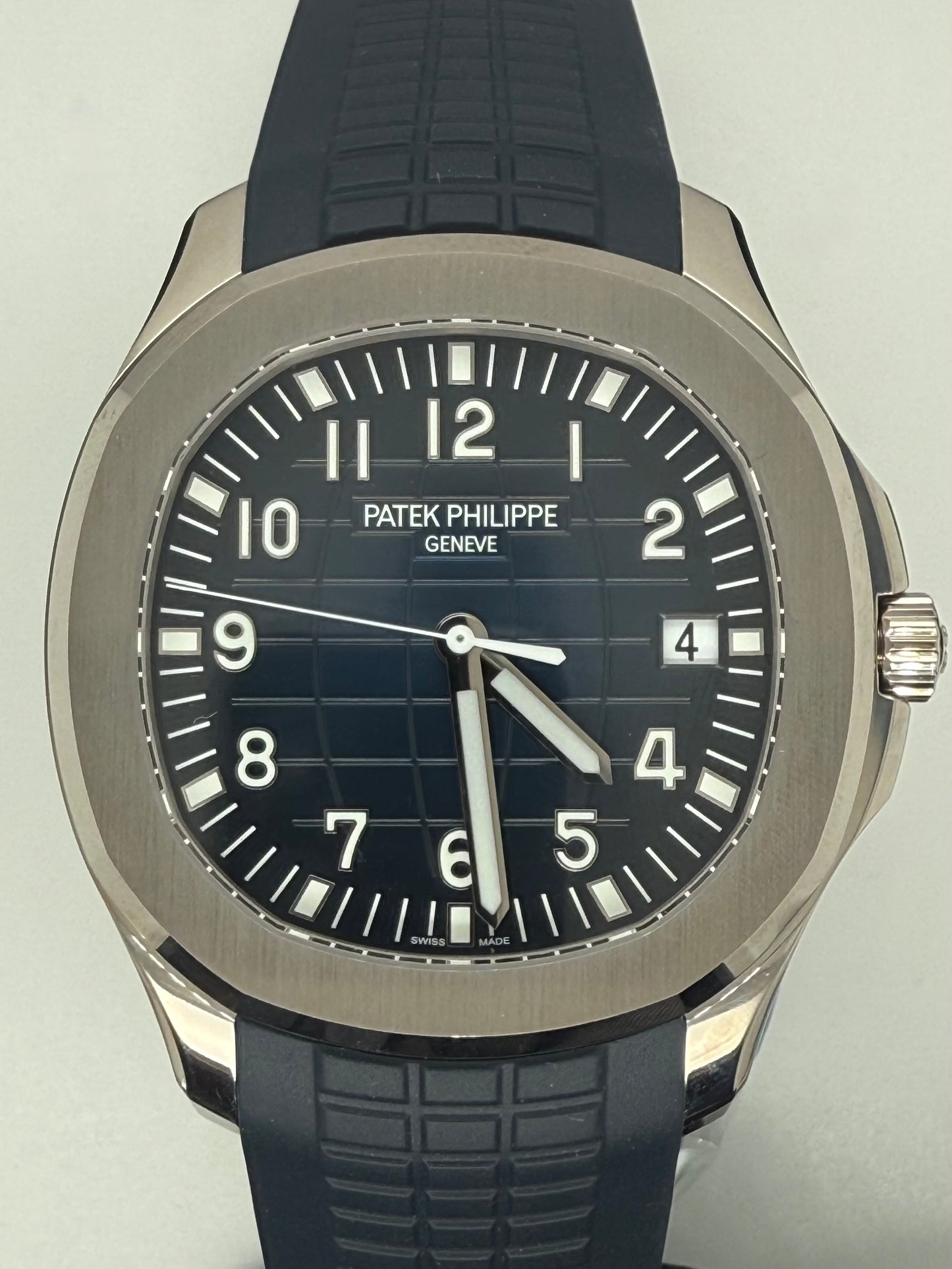 Patek Philippe Aquanaut Blue White Gold 5168G-001 |  2025 | 42.2 mm