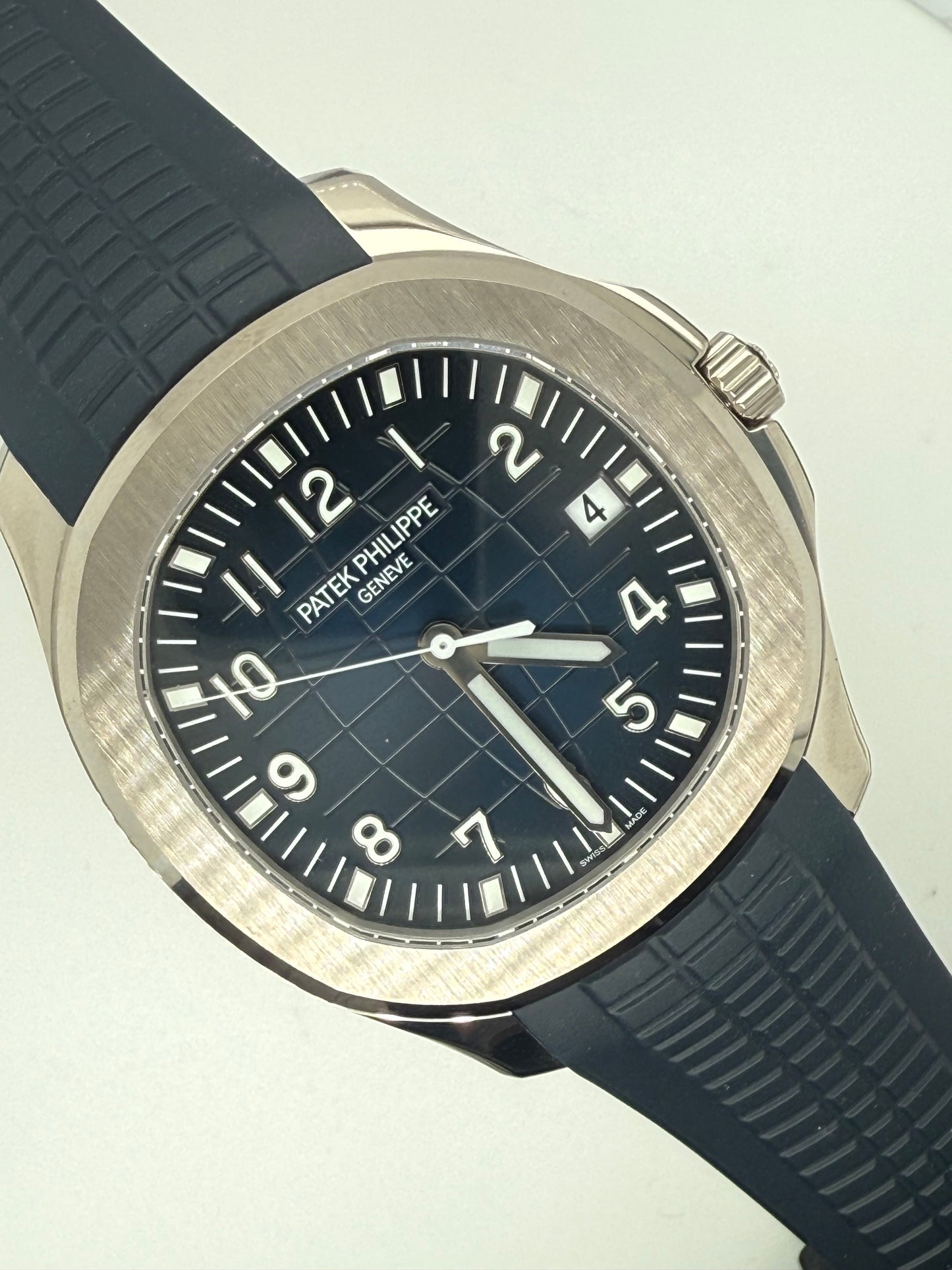 Patek Philippe Aquanaut Blue White Gold 5168G-001 |  2025 | 42.2 mm