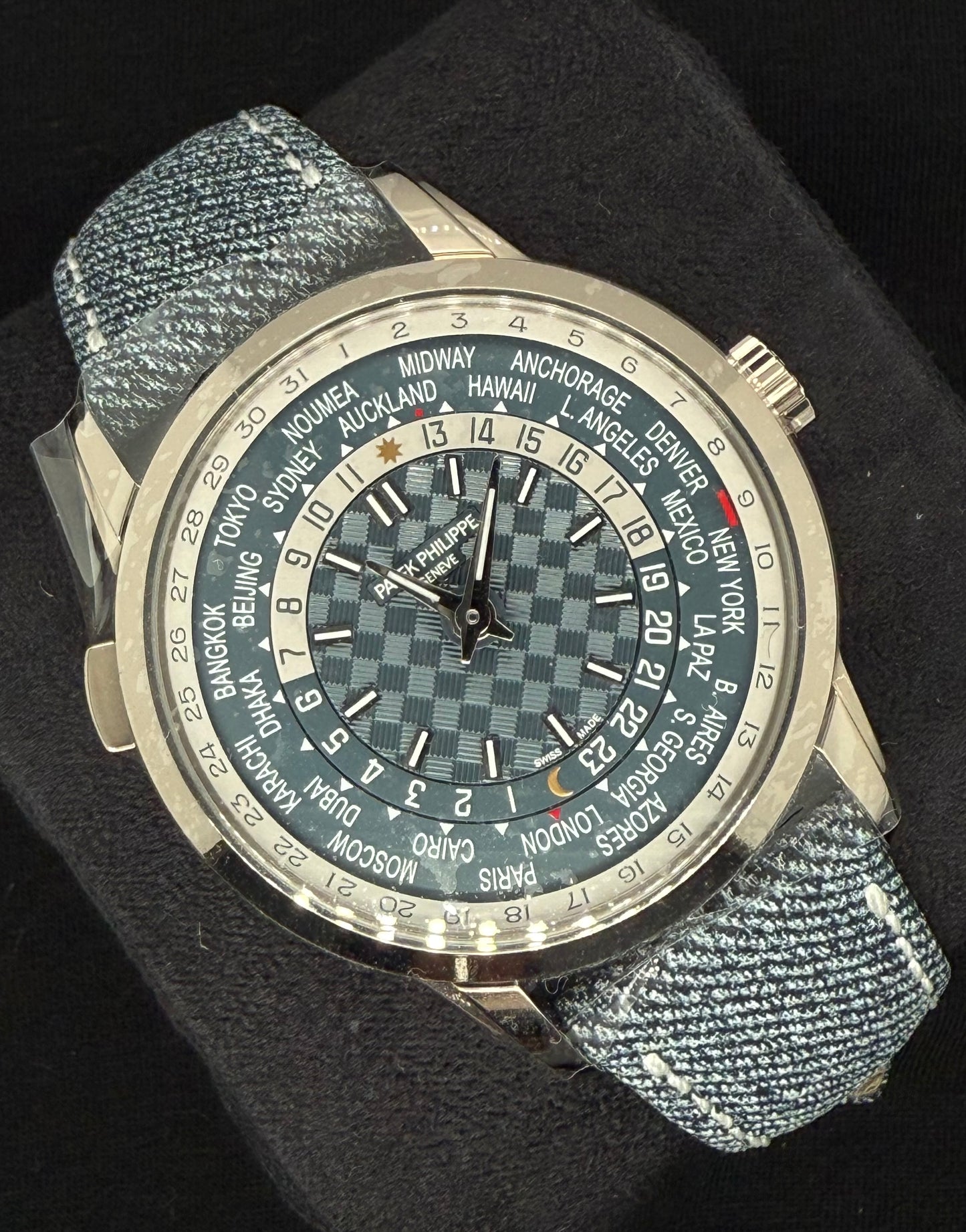 Patek Philippe Complications Opaline Blue-Gray 18ct White Gold 5330G-001 | 2025 | 40mm