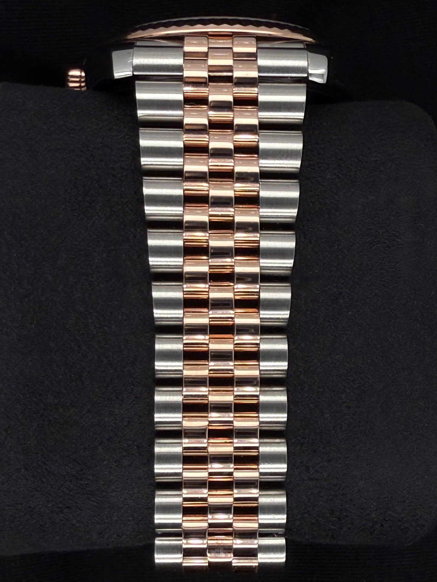 Rolex Datejust 41 Two Tone Rose Gold Sundust Diamond Dial 126331 | 2022 | 41mm