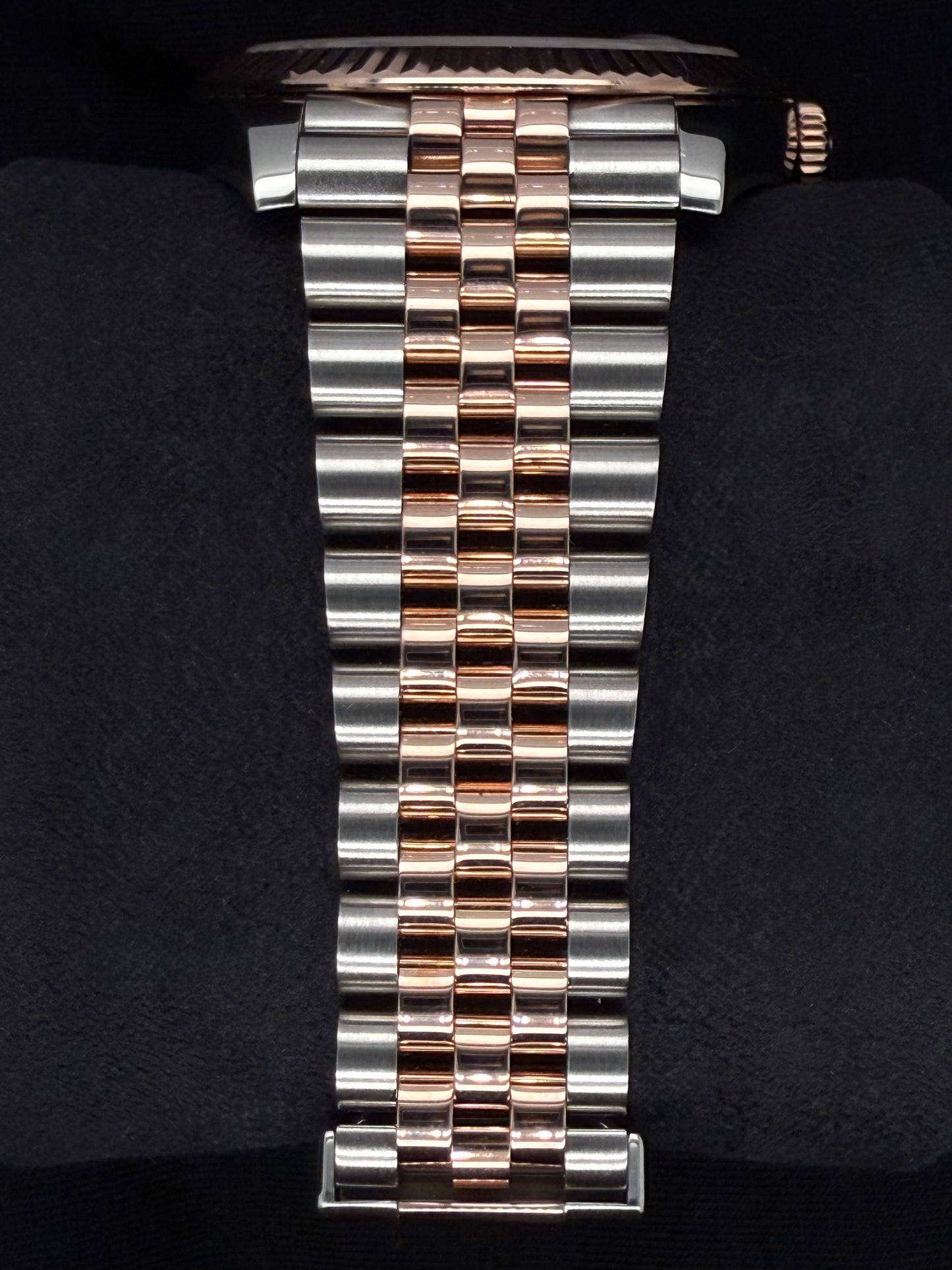 Rolex Datejust 41 Two Tone Rose Gold Sundust Diamond Dial 126331 | 2022 | 41mm