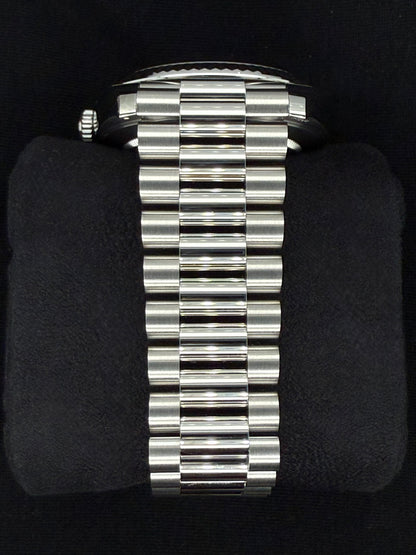 Rolex Day-Date 40 Platinum Ice Blue Roman Dial 228236 bracelet
