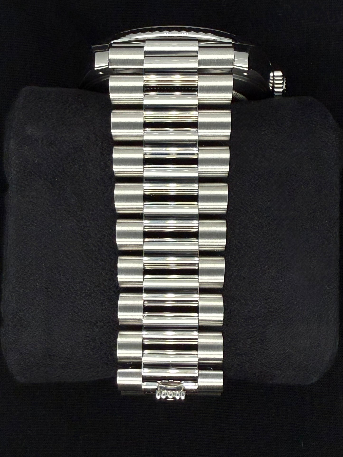 Rolex Day-Date 40 Platinum Ice Blue Roman Dial 228236 bracelet 2