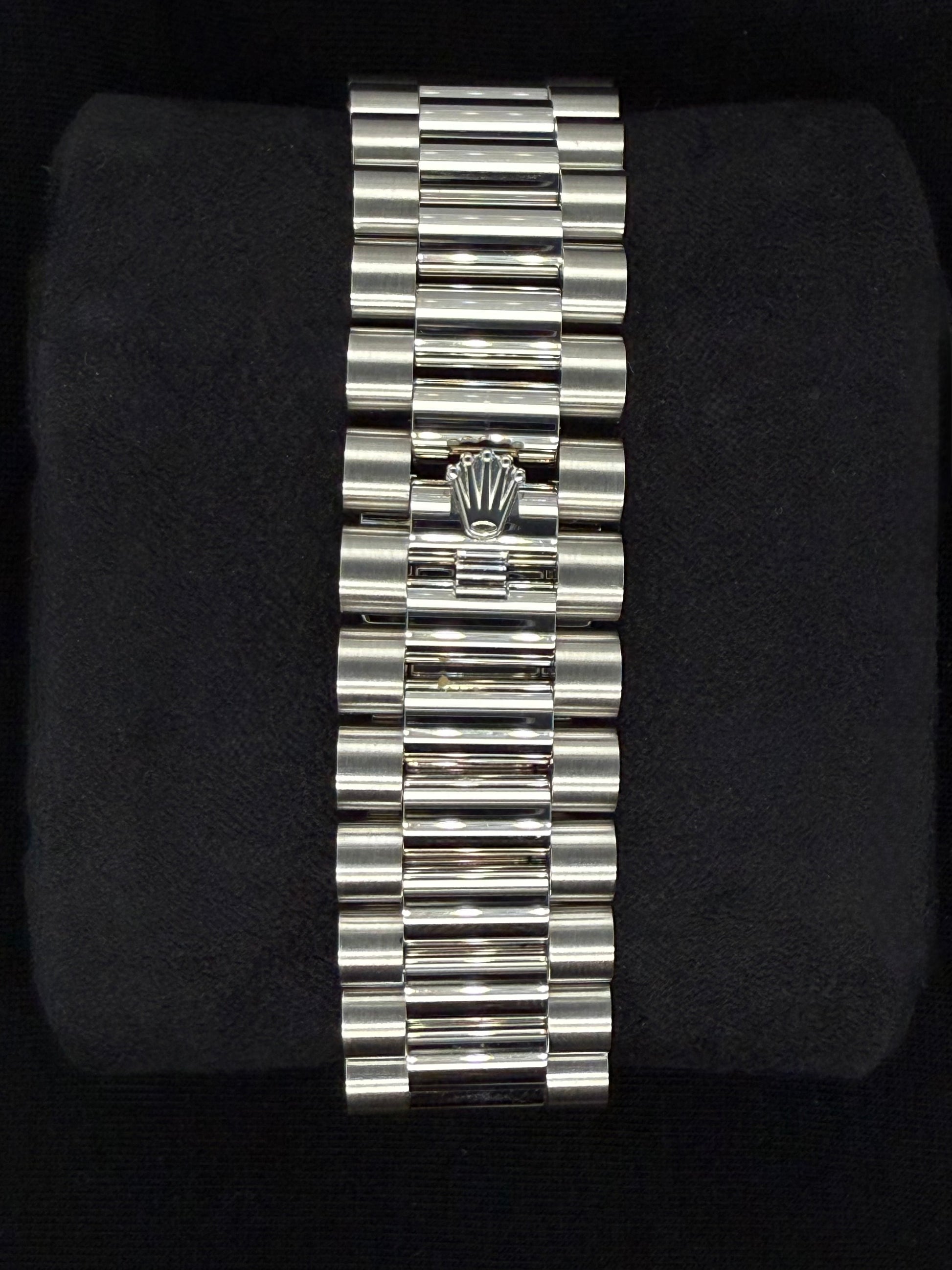 Rolex Day-Date 40 Platinum Ice Blue Roman Dial 228236 clasp