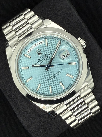 Rolex Day-Date 40 Platinum Ice Blue Motif Dial 228206 | 2022 | 40mm