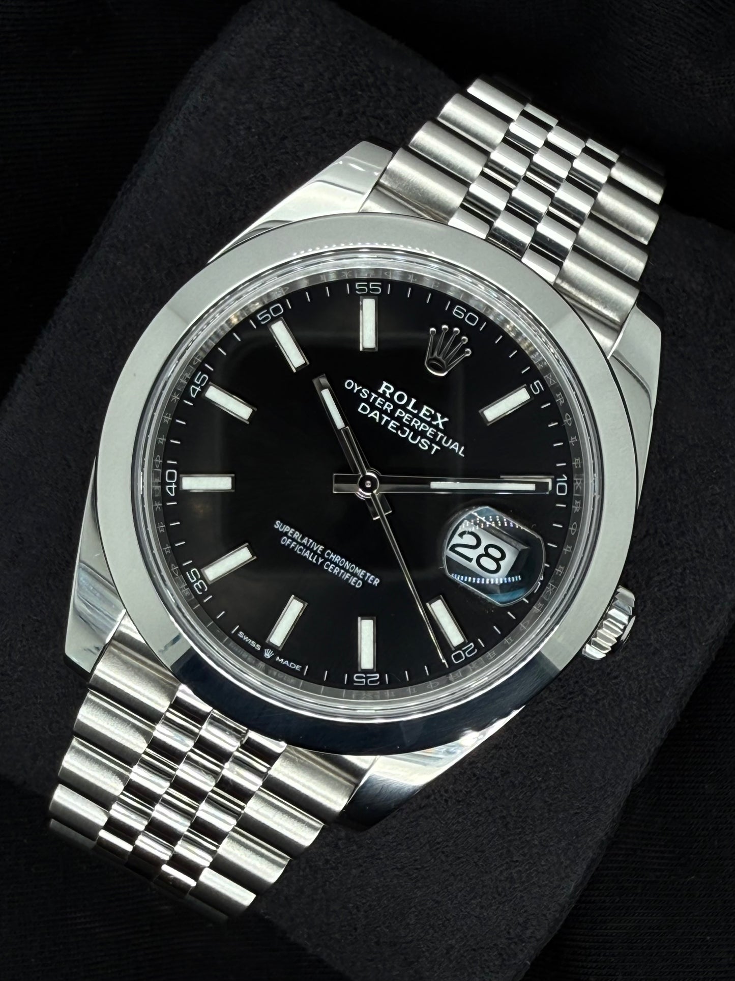 Rolex Datejust 41 Black ‘Sticks’ Dial Oystersteel Smooth Jubilee 126300 | 2023 | 41mm