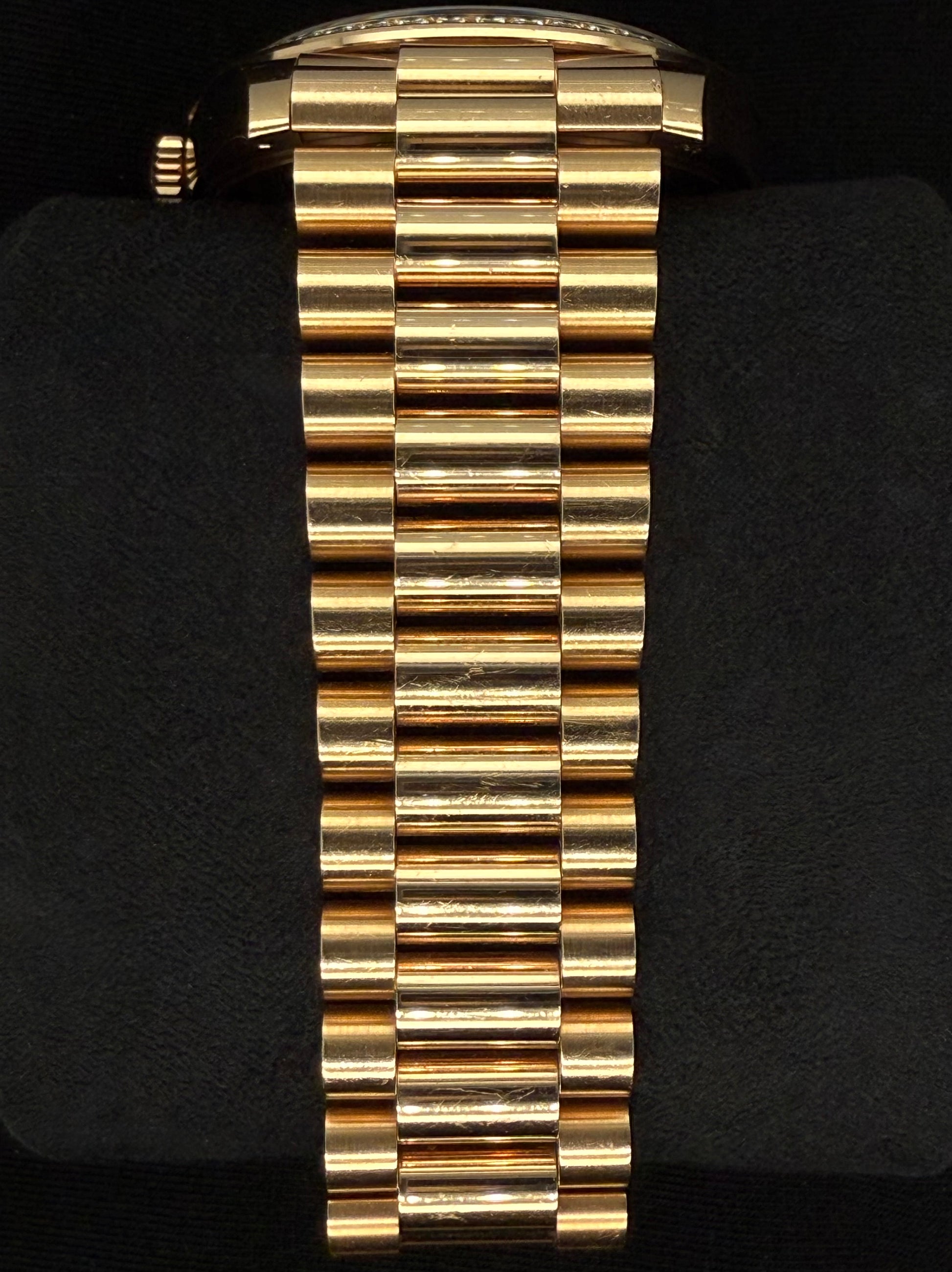 Rolex Day-Date 40 Everose Gold Chocolate Diamond Baguette Dial with Factory Diamond Bezel 228345RBR bracelet