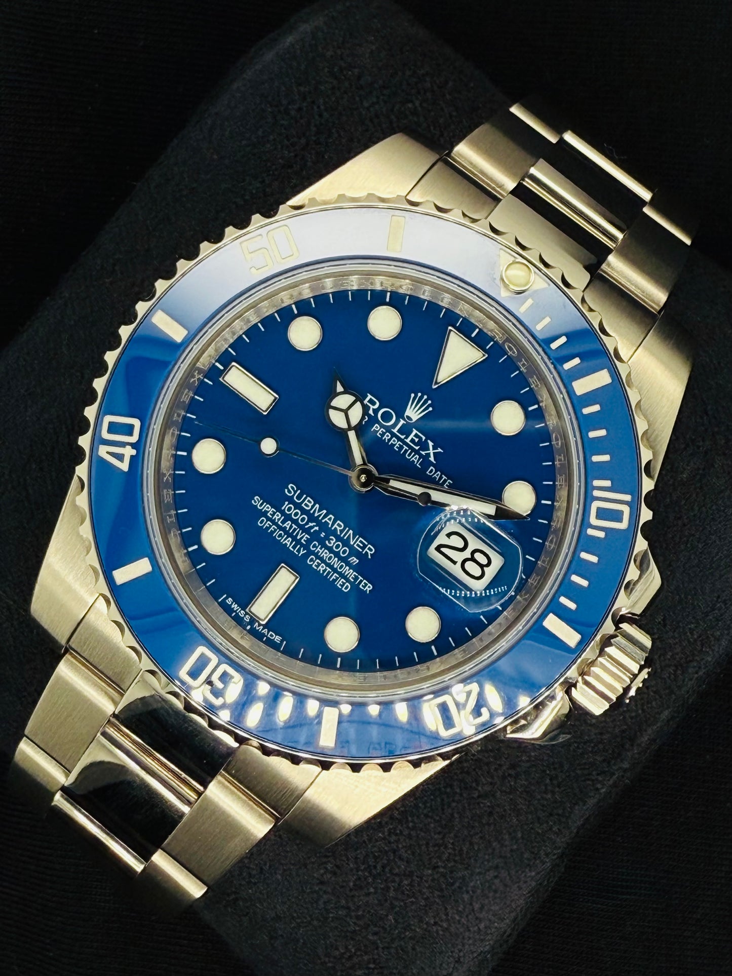 Rolex Submariner Date “Smurf” Blue Dial White Gold 116619LB right