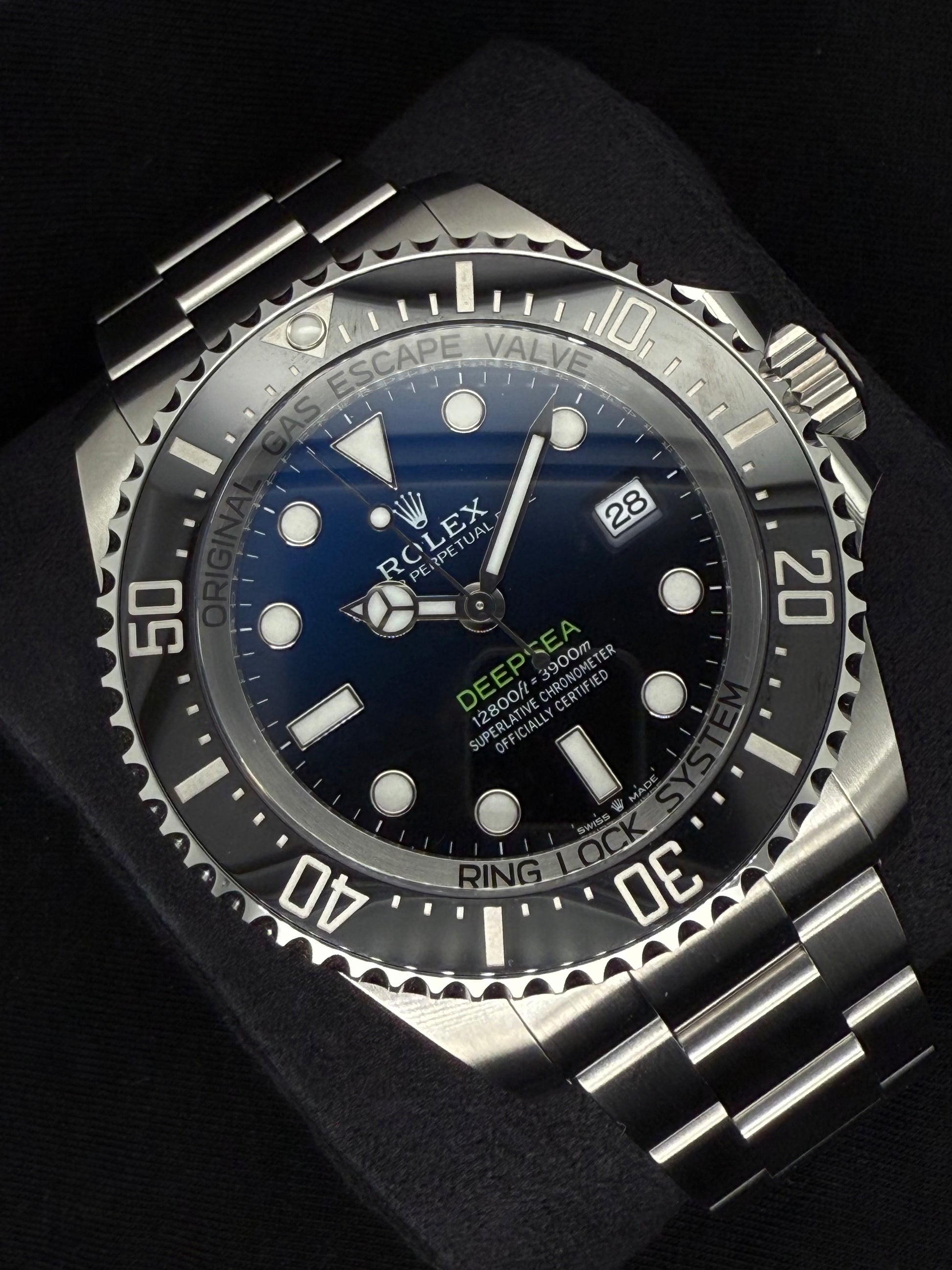 Rolex Sea-Dweller Deepsea D-Blue 'James Cameron' Dial 126660 left