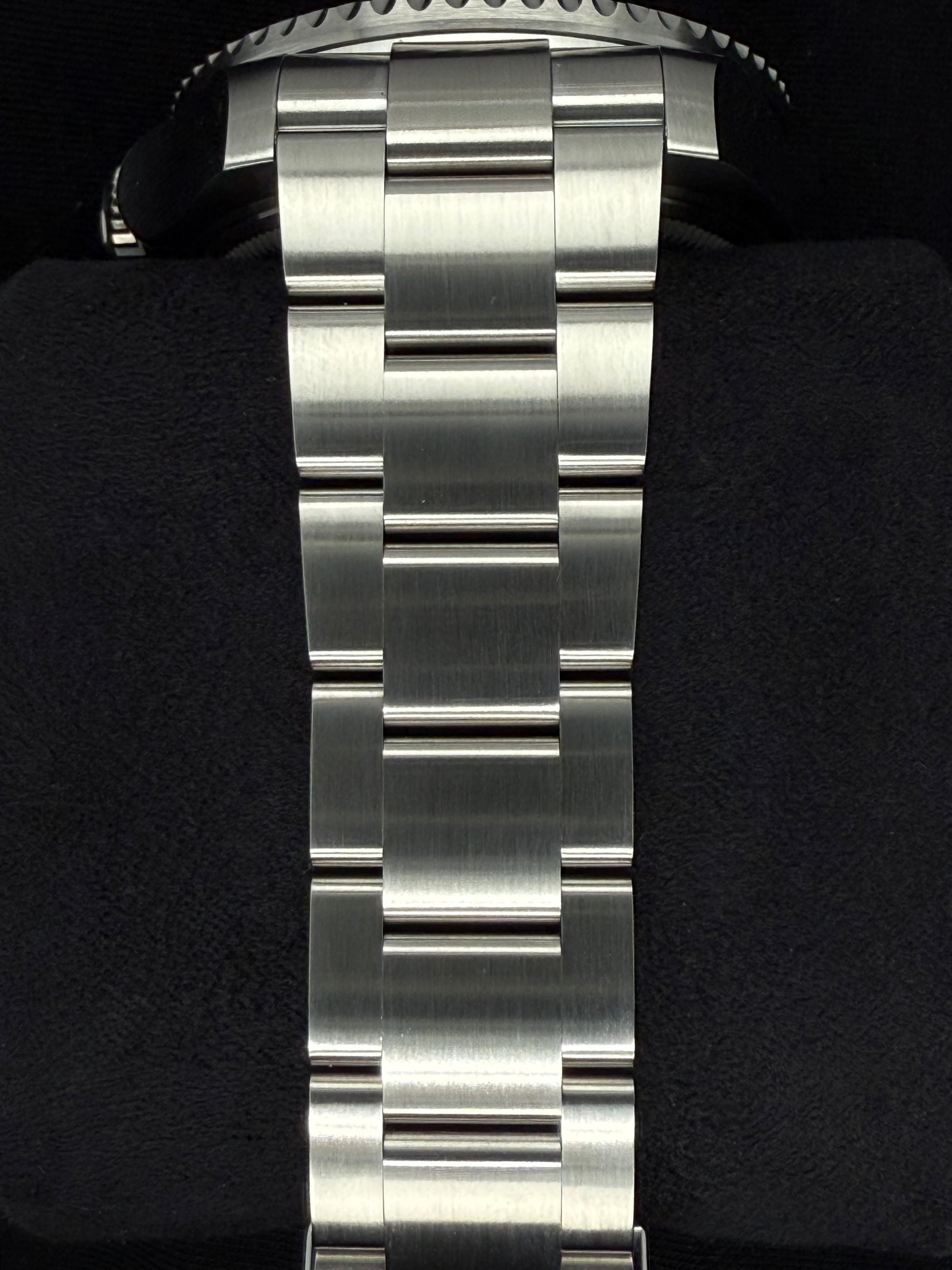Rolex Sea-Dweller Deepsea D-Blue 'James Cameron' Dial 126660 bracelet