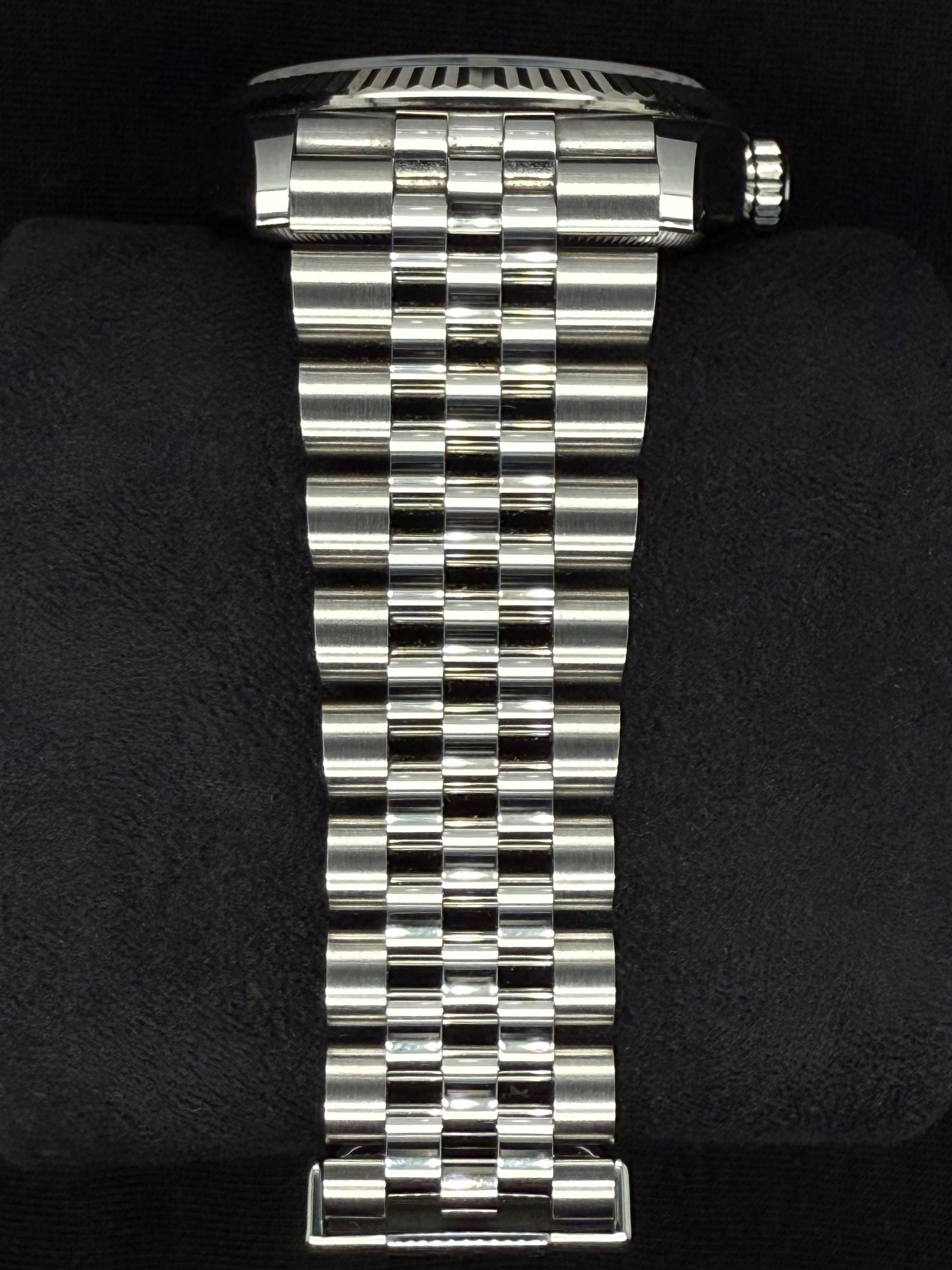 Rolex Datejust 36 Fluted Bezel Stainless Steel Purple Diamond Set Roman Dial VI and IX Jubilee 126234 bracelet 2