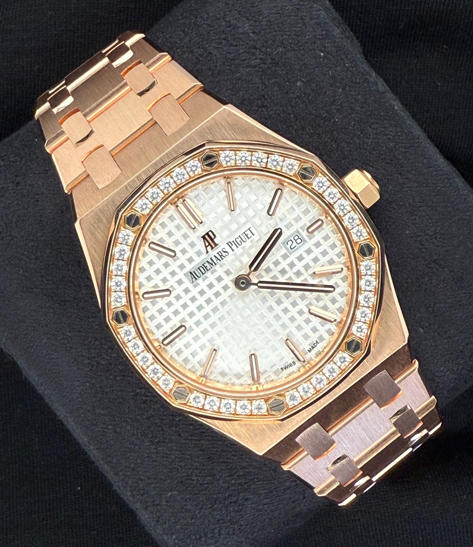 Audemars Piguet Royal Oak Selfwinding Rose Gold Diamond Bezel 15551OR.ZZ.1356OR.01 Left
