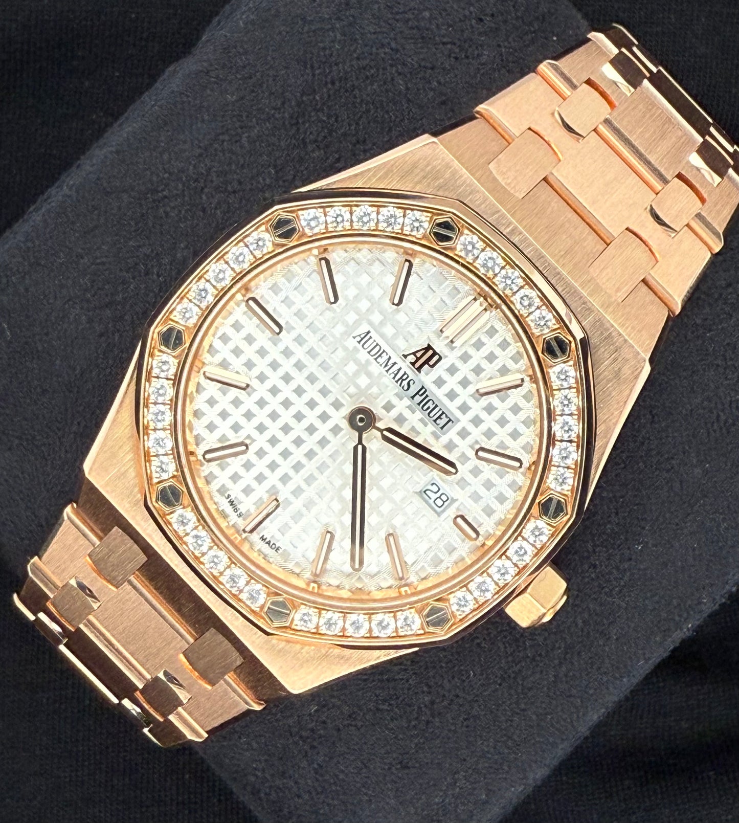 Audemars Piguet Royal Oak Selfwinding Rose Gold Diamond Bezel 15551OR.ZZ.1356OR.01 Right