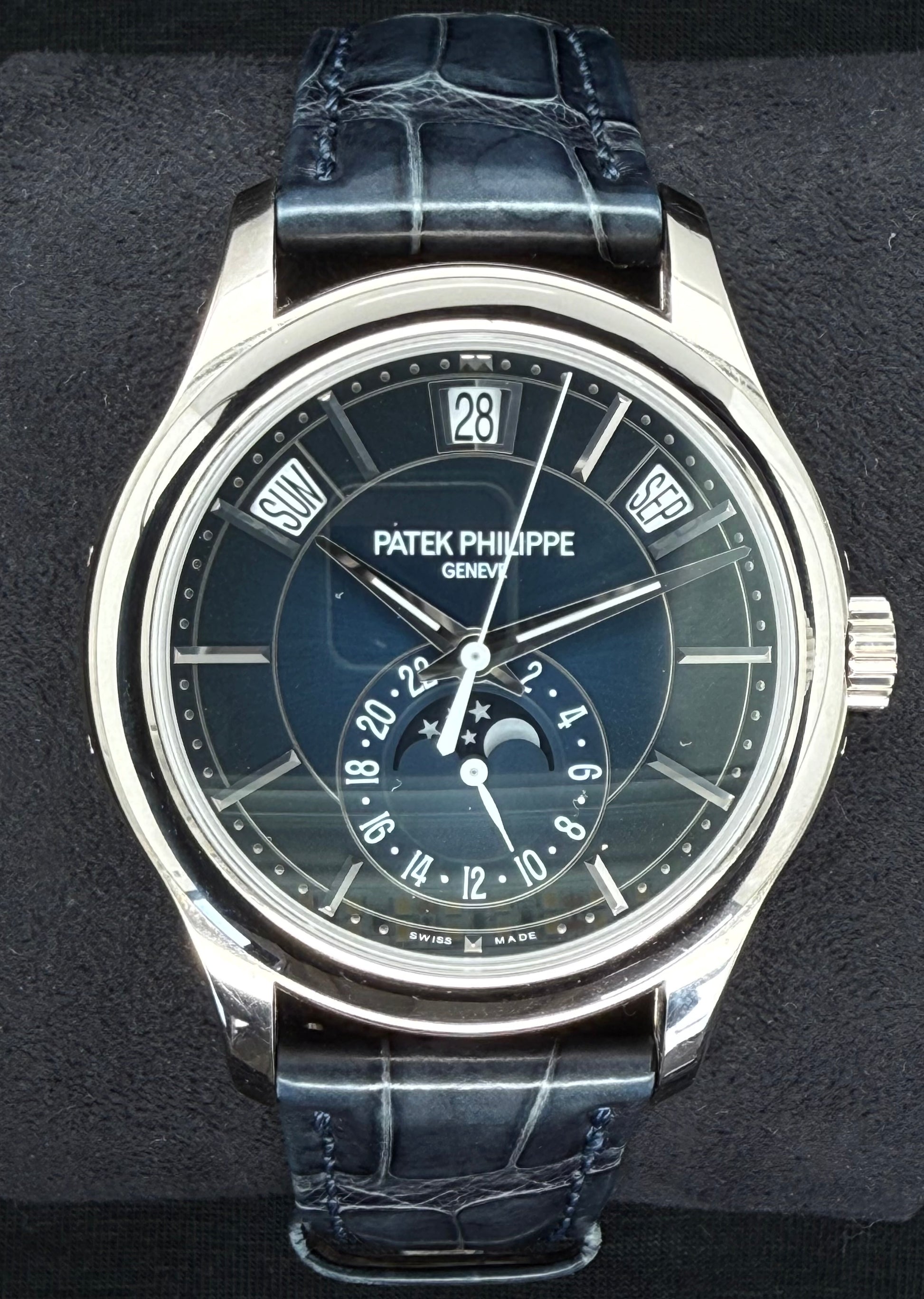 Patek Philippe Complications Annual Calendar 5205G-013