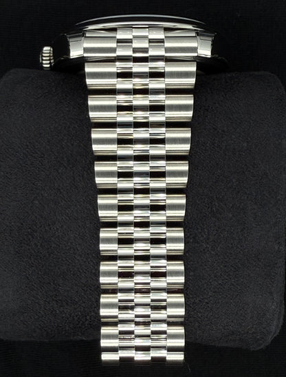 Rolex Datejust 41 Azzurro Blue Roman Dial Fluted Jubilee 126300 bracelet